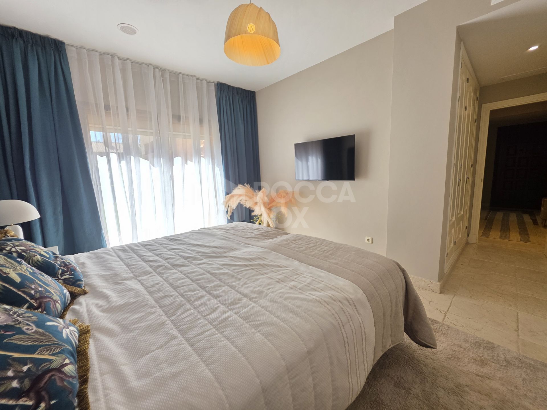 Exquisite Ground Floor Apartment in Benatalaya