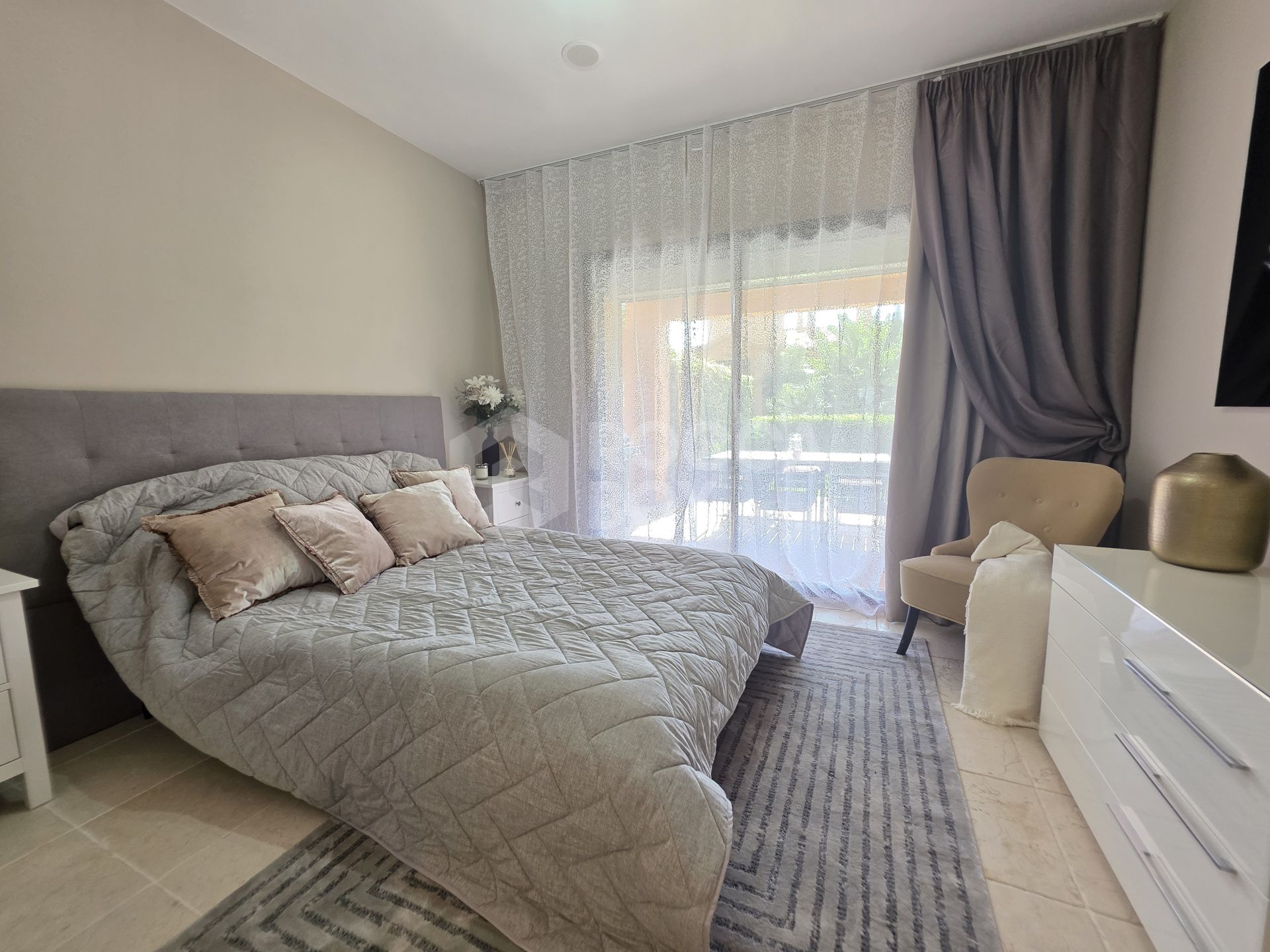 Exquisite Ground Floor Apartment in Benatalaya