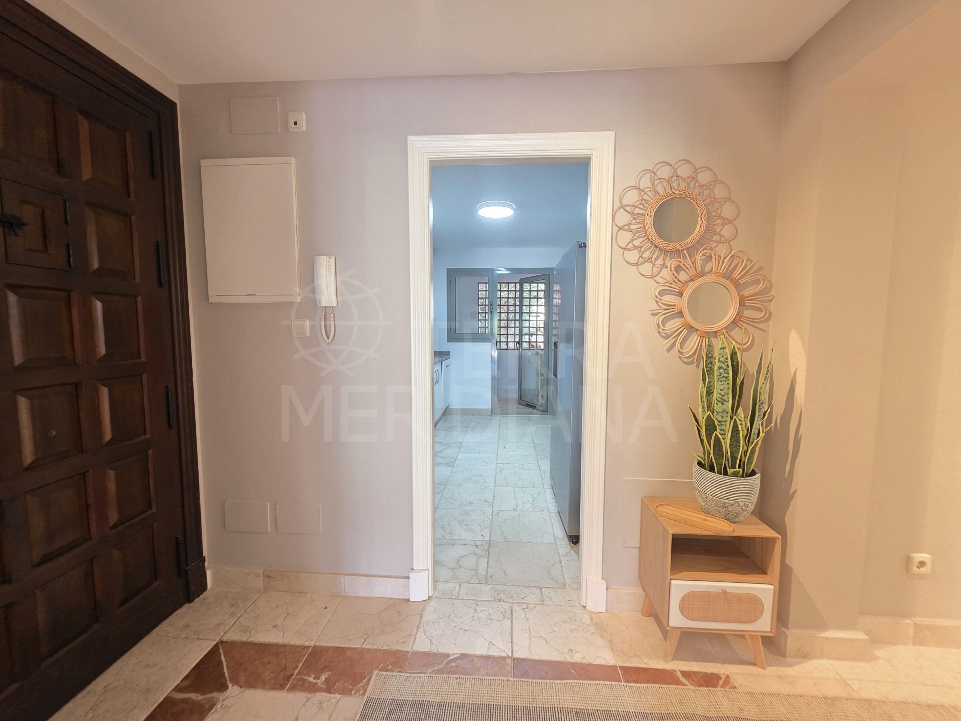 Ground Floor Apartment in Benatalaya, Estepona