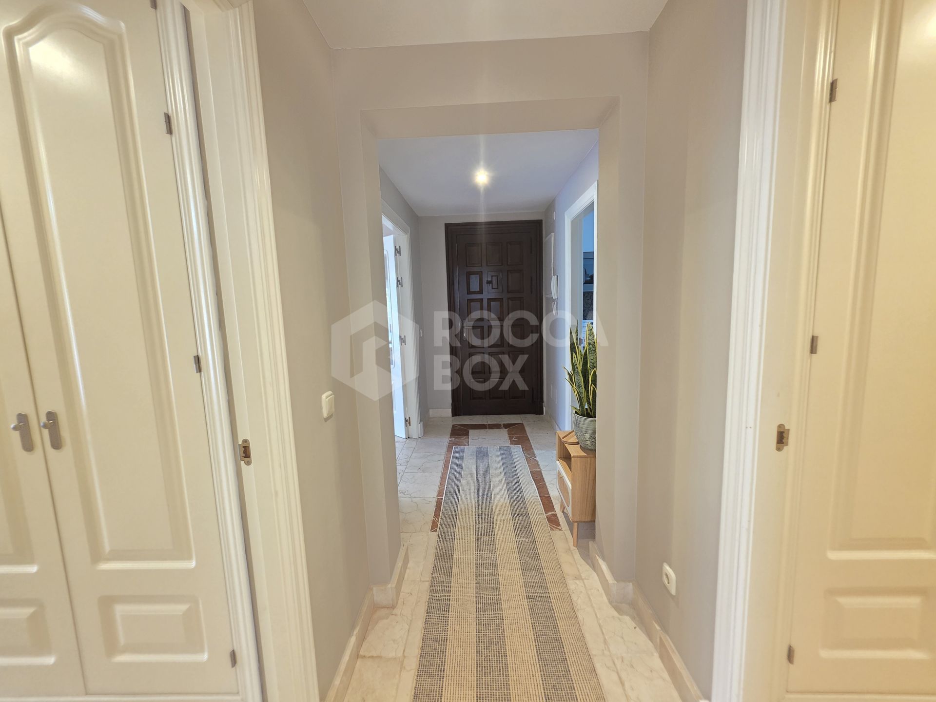 Exquisite Ground Floor Apartment in Benatalaya