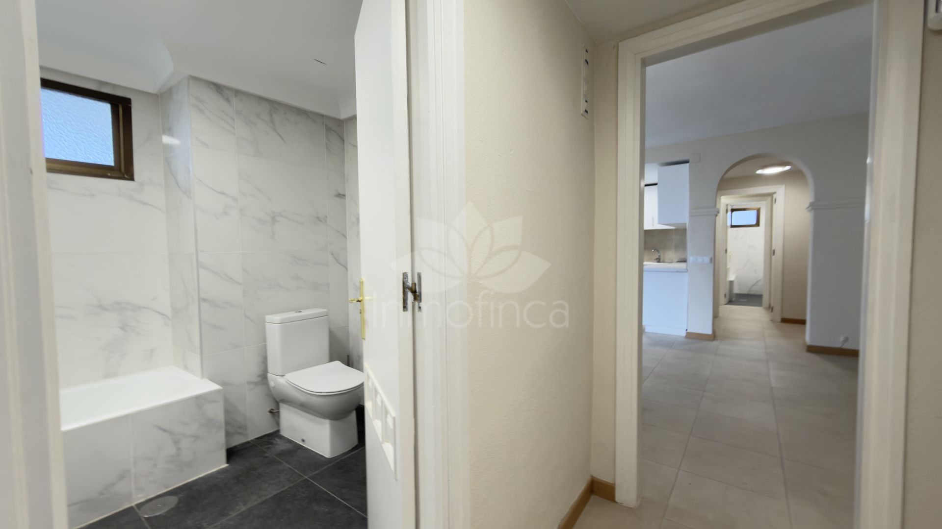 Apartamento en Atalaya Golf, Estepona