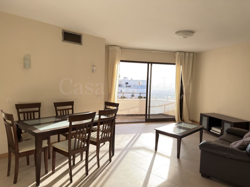 Apartamento en Atalaya Golf, Estepona