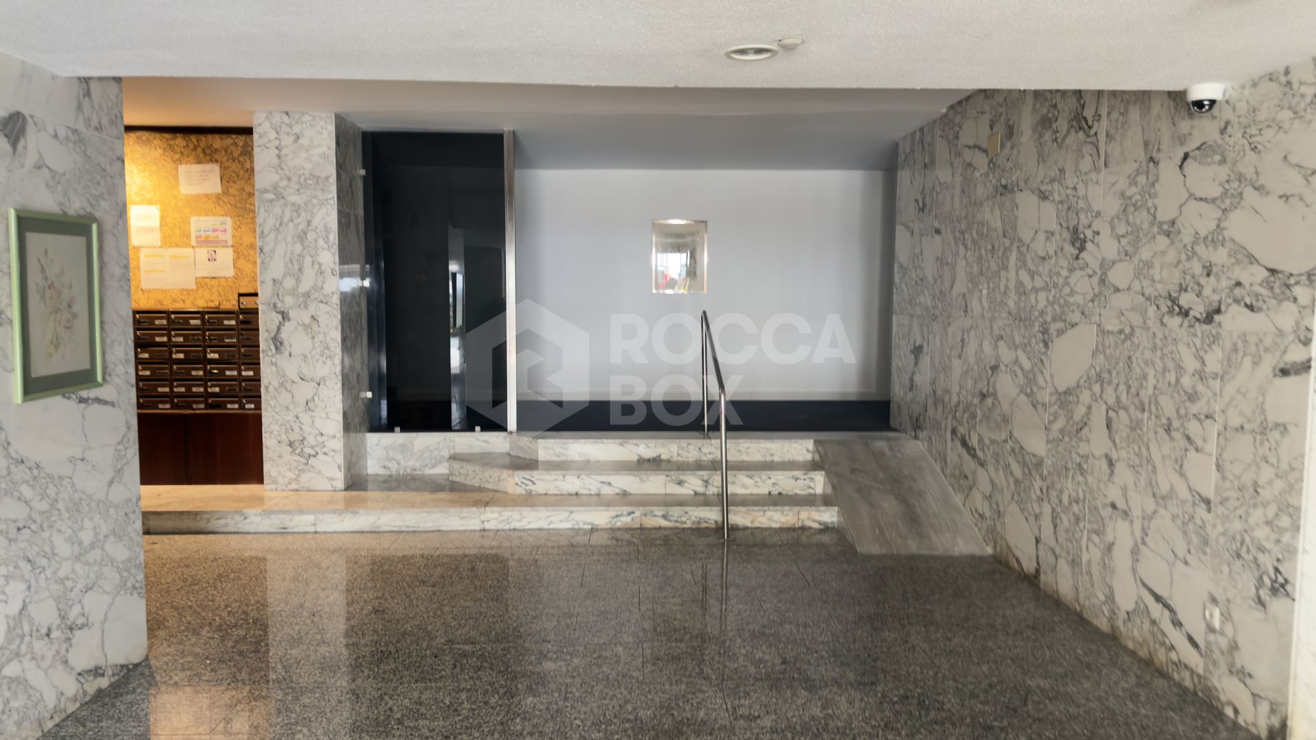 Apartment for sale in Atalaya Golf, Estepona East