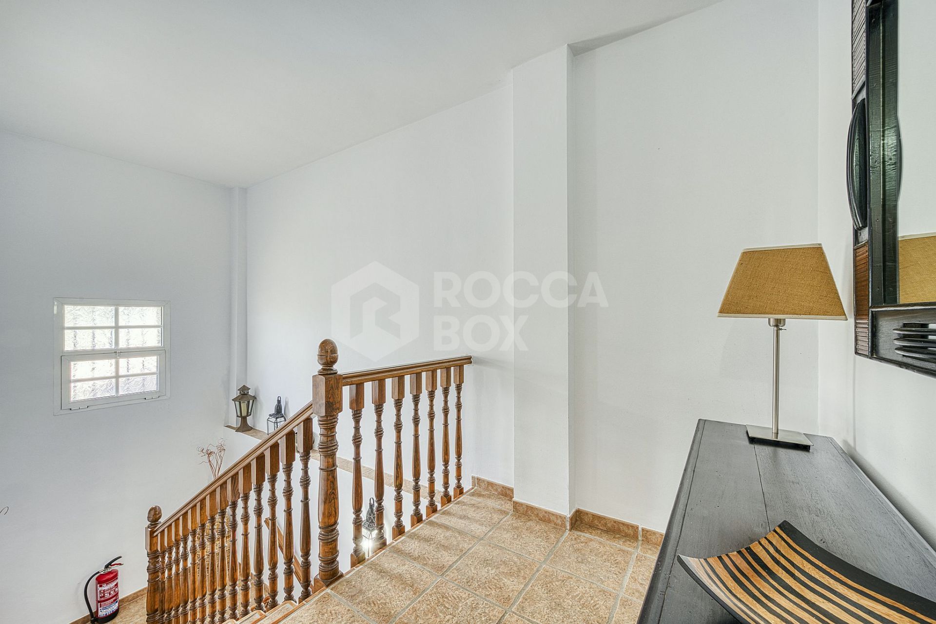 Independent Mediterranean-Style Villa Just 900 m from the Beach – Marbella East