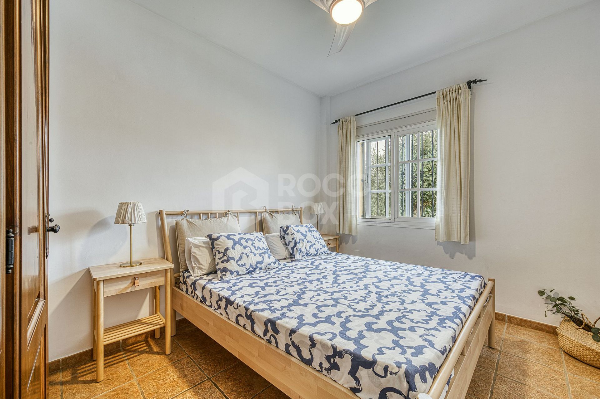 Independent Mediterranean-Style Villa Just 900 m from the Beach – Marbella East