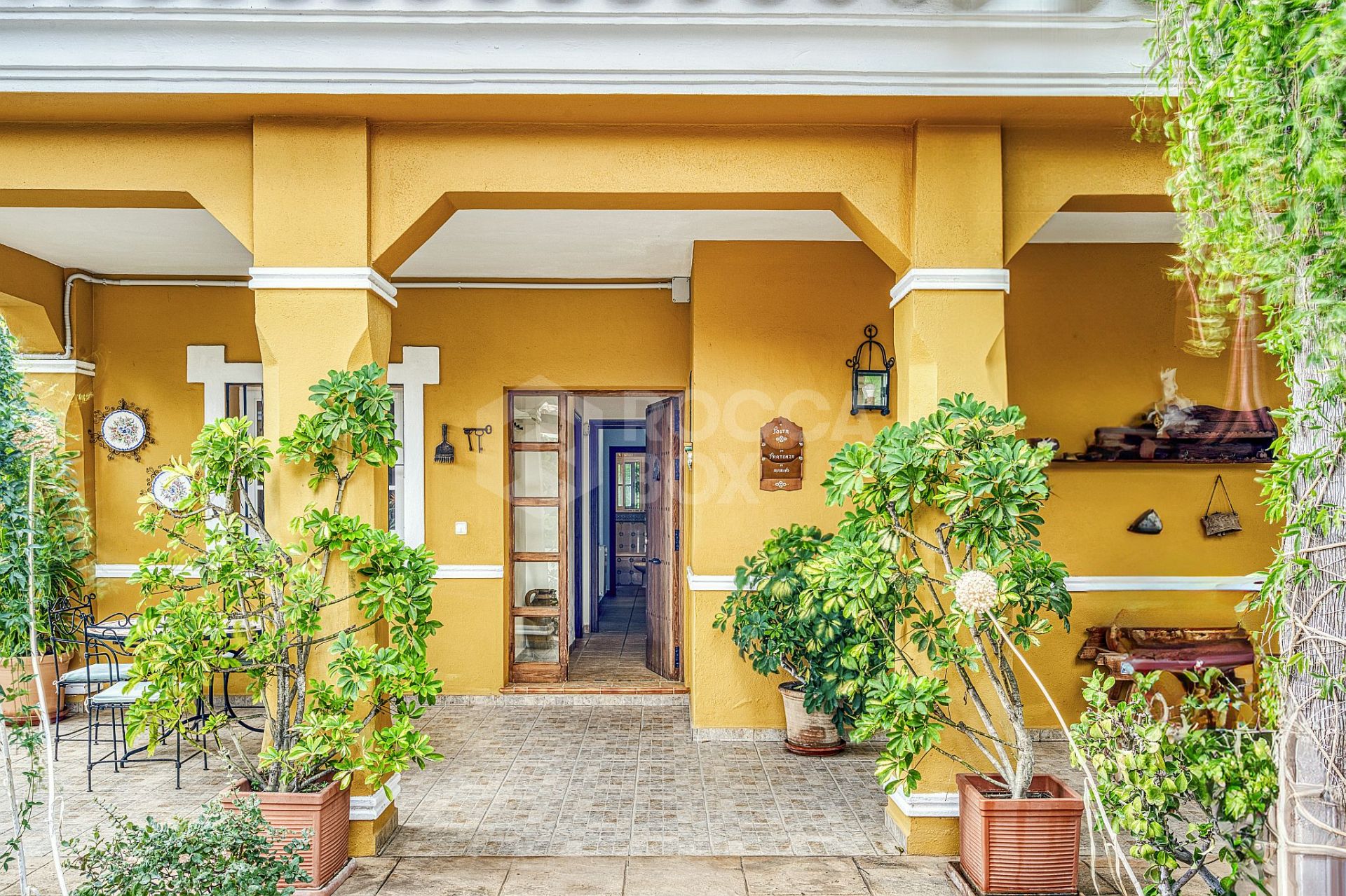 Independent Mediterranean-Style Villa Just 900 m from the Beach – Marbella East