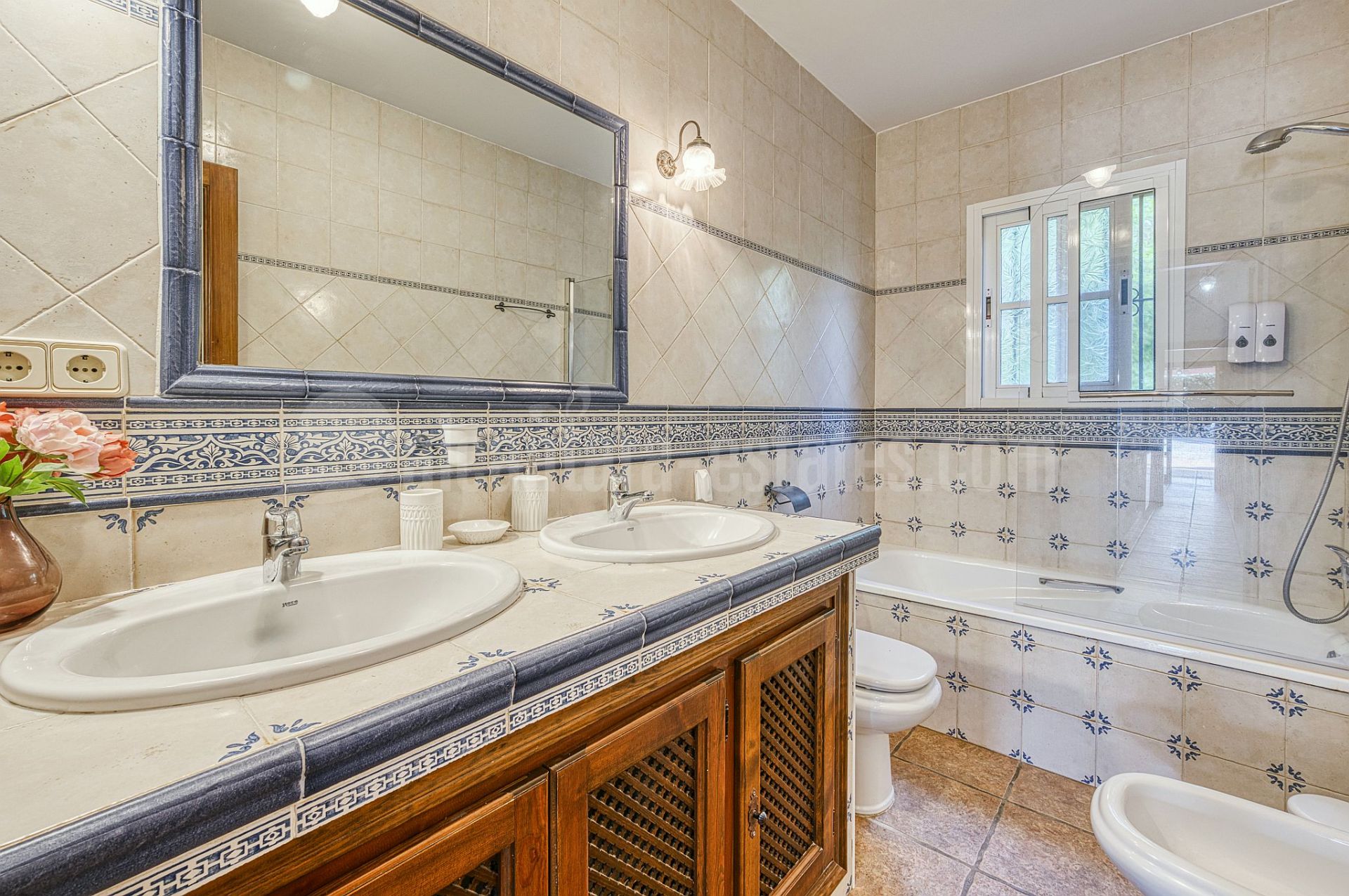 Villa in Ricmar, Marbella