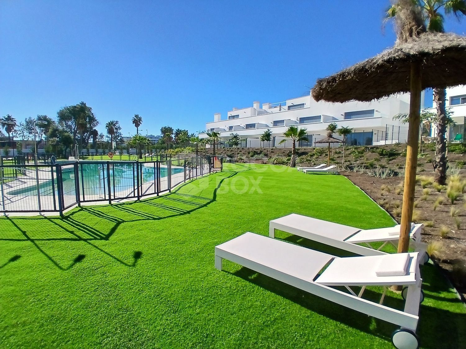 Luxury New-Build Apartment with High-End Facilities and Prime Location