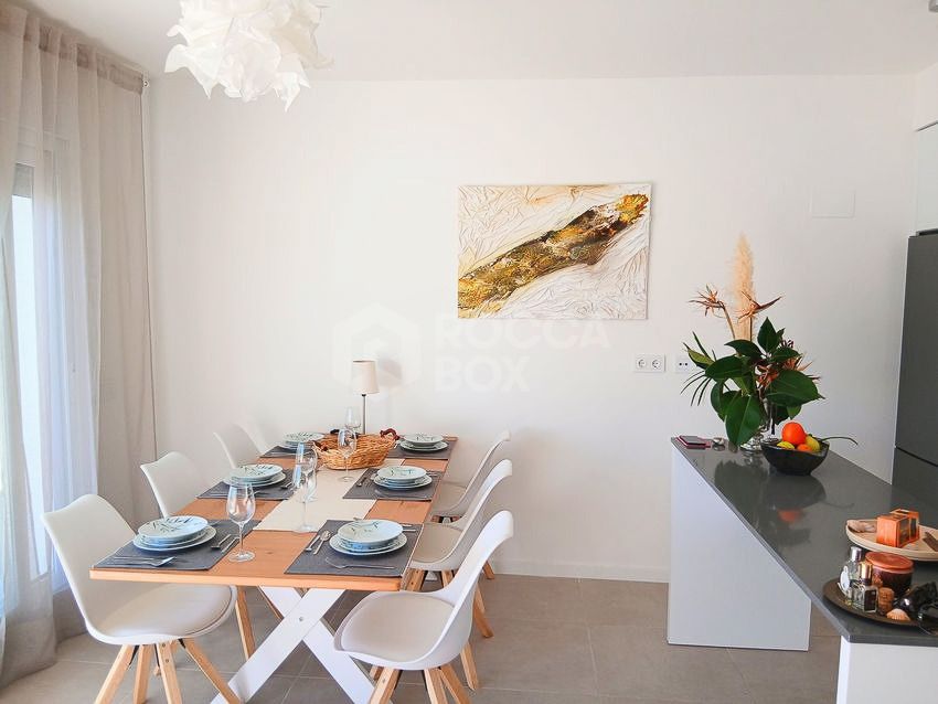 Luxury New-Build Apartment with High-End Facilities and Prime Location