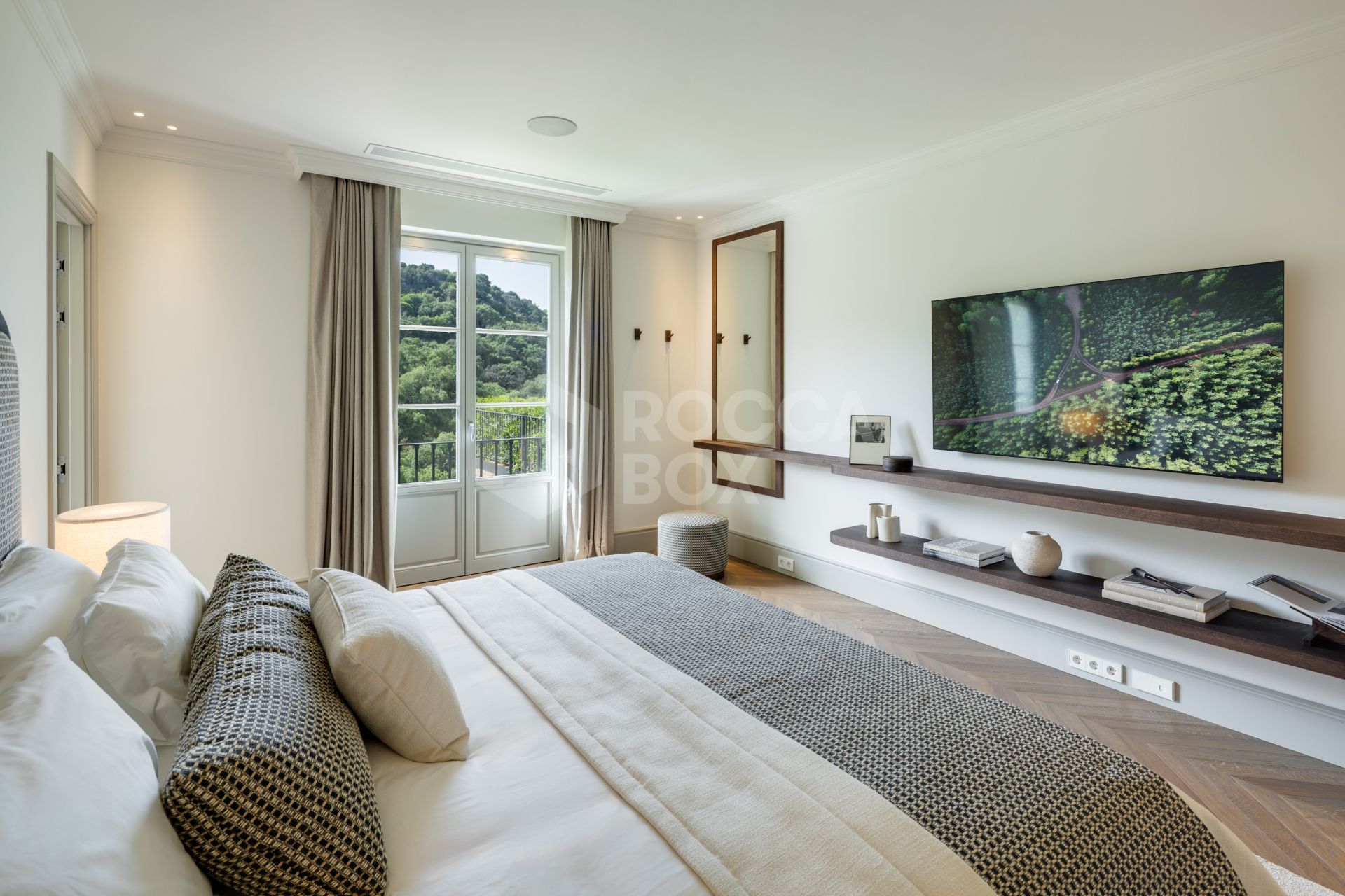 Luxury Contemporary Villa in La Zagaleta, Benahavís