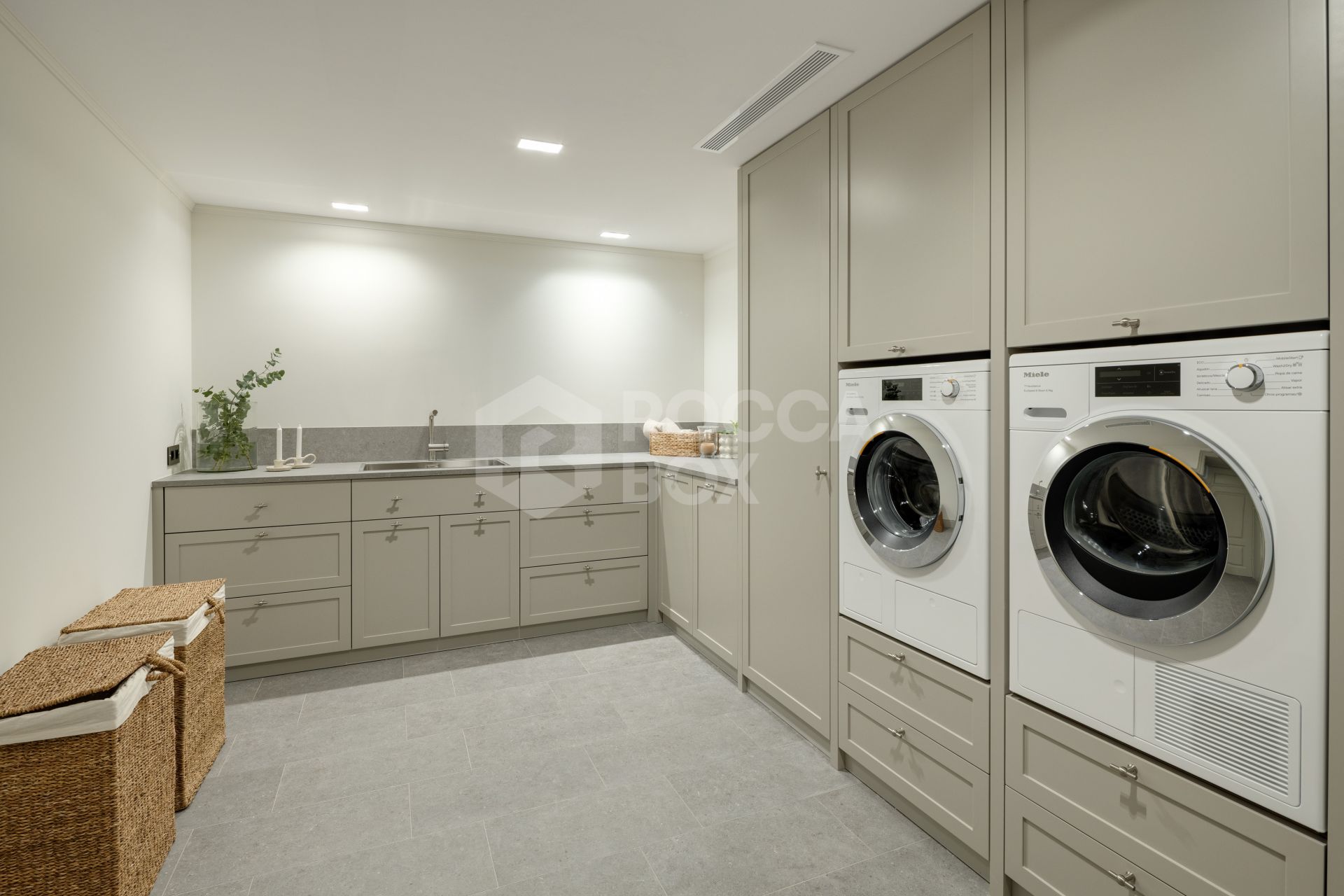 Luxury Contemporary Villa in La Zagaleta, Benahavís