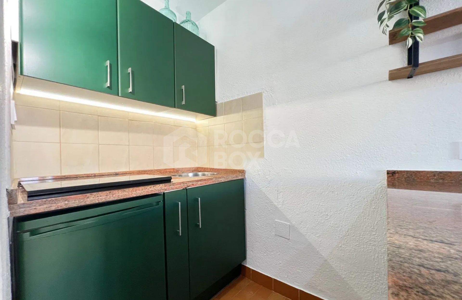 Charming One-Bedroom Apartment Just 2 Minutes Walking To The Beach