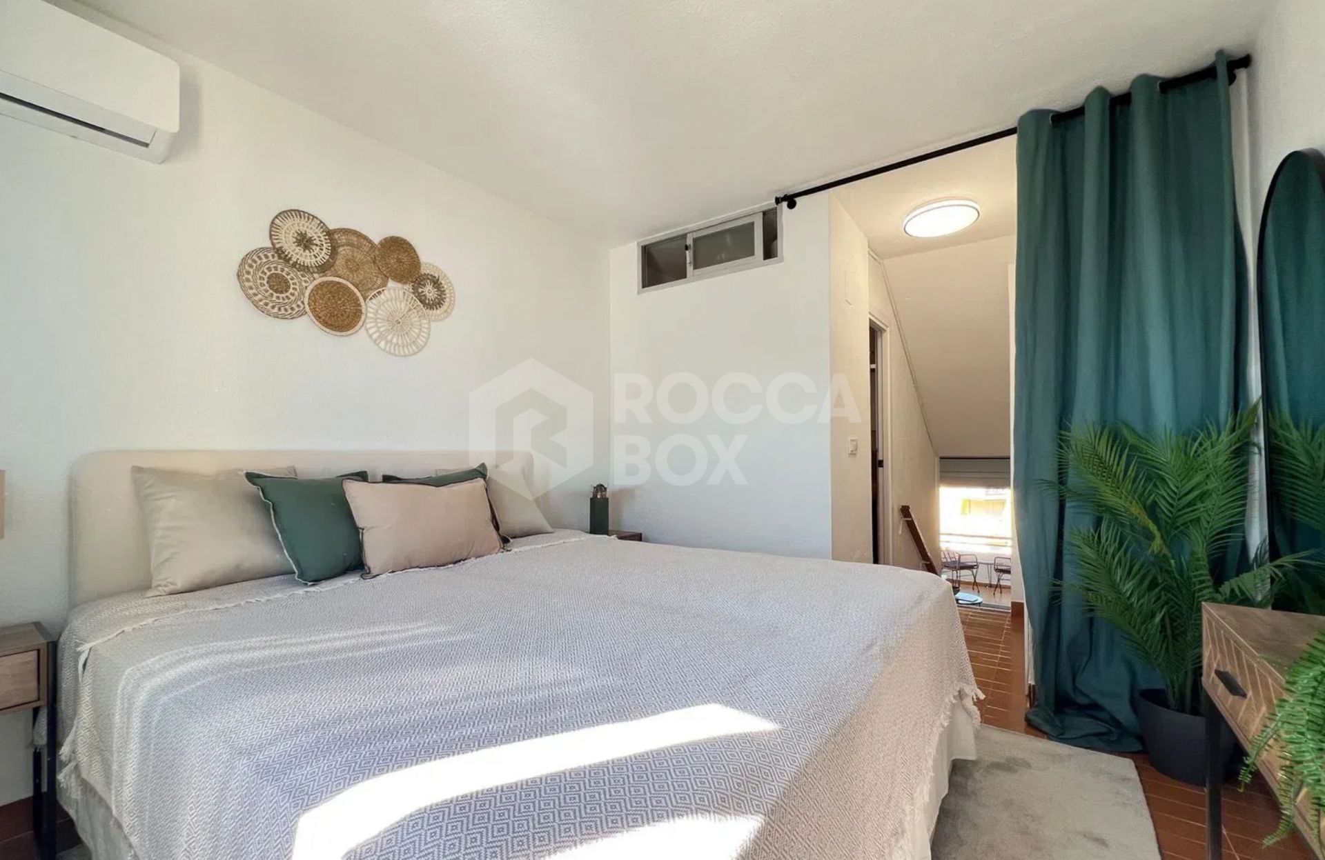 Charming One-Bedroom Apartment Just 2 Minutes Walking To The Beach