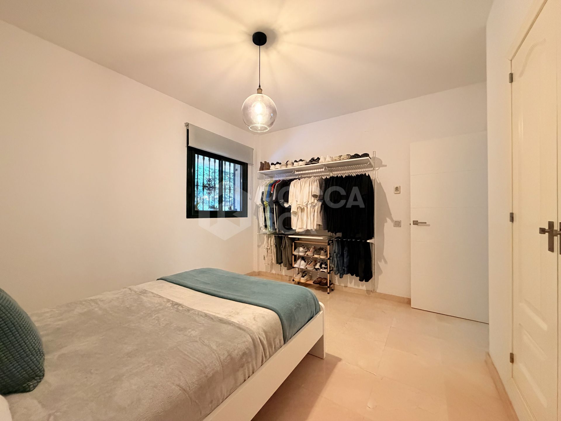 Guadalcántara Golf | Renovated ground floor apartment with private garden | Balay Crystal kitchen | 24-hour security