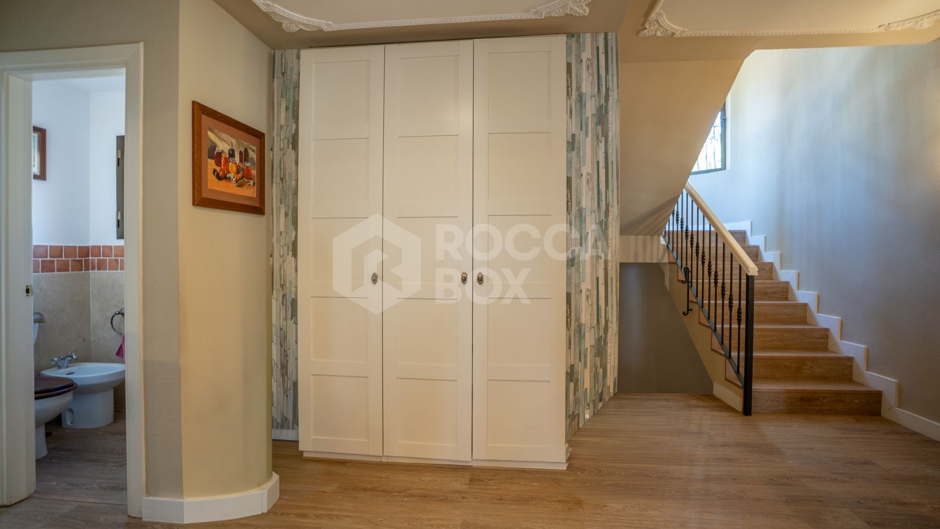 Elegant Five-Bedroom Villa with Private Pool and Garden