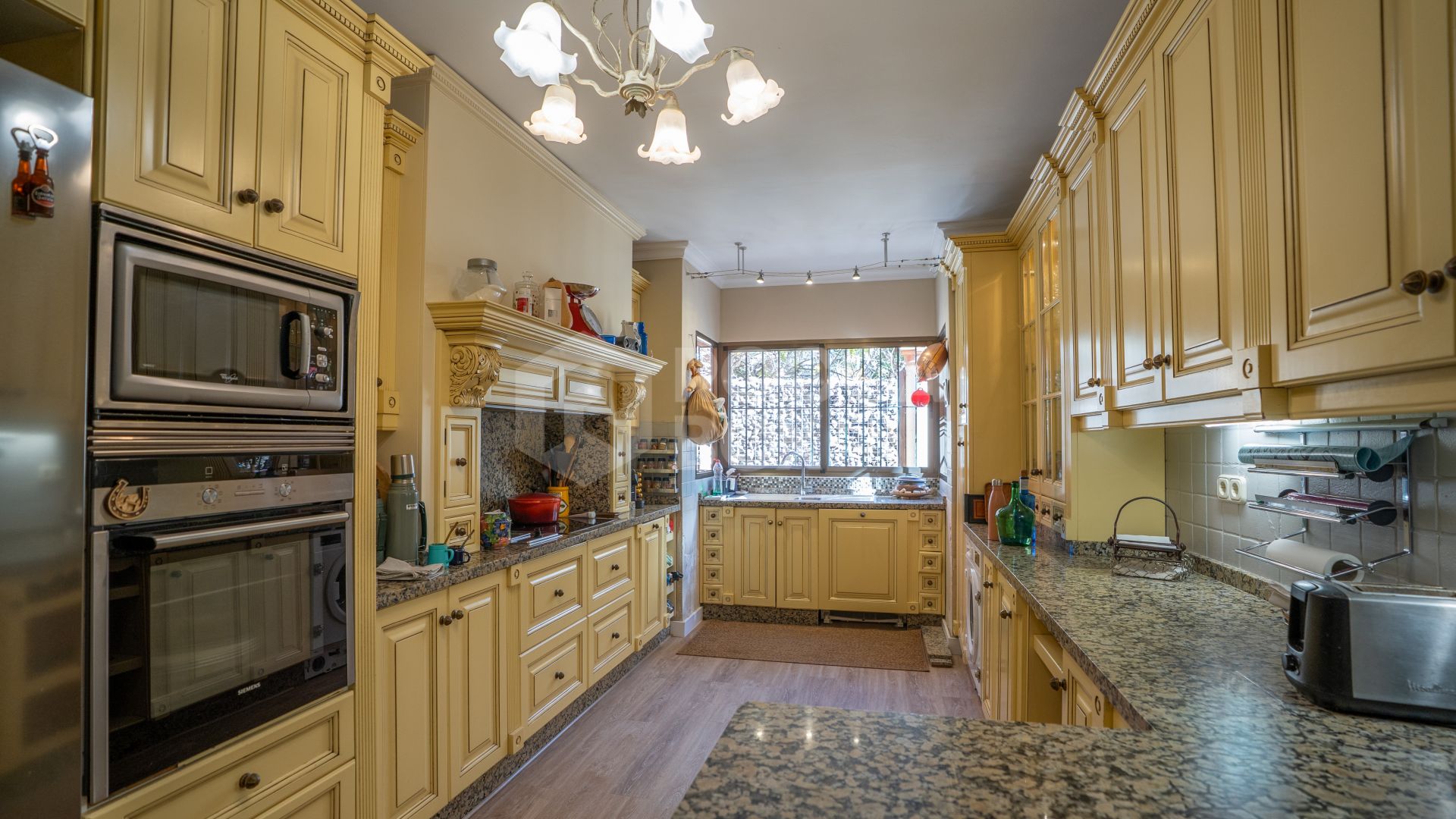 Elegant Five-Bedroom Villa with Private Pool and Garden