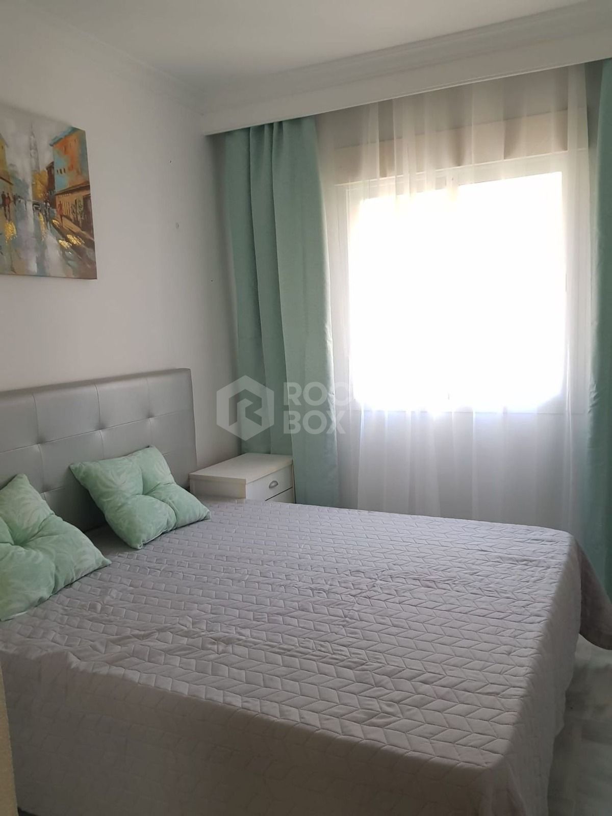 Elegant Ground Floor Apartment with Panoramic Views and Exceptional Location