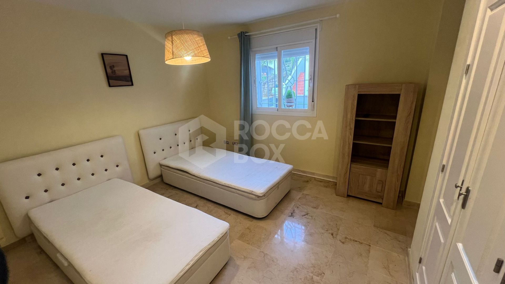 Two-Bedroom Apartment in Aloha Royal