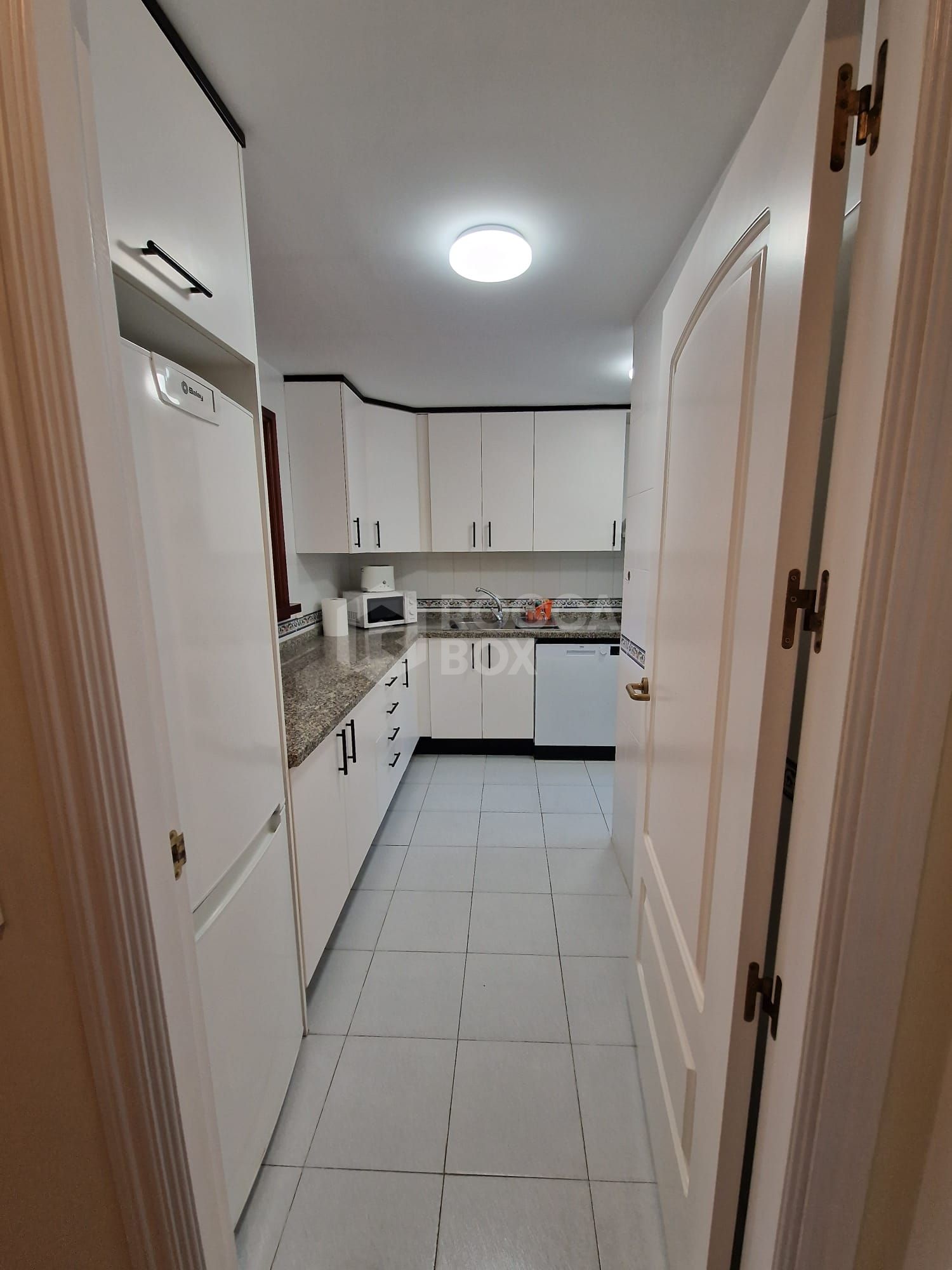 Elegant Golfside Apartment in Duquesa Village – Spacious & Close to the Marina