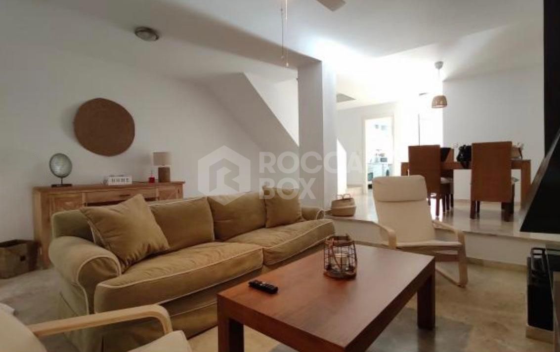 Elegant Beachfront Semi Detached House Unique Tranquil Retreat