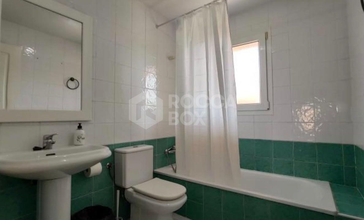 Elegant Beachfront Semi Detached House Unique Tranquil Retreat