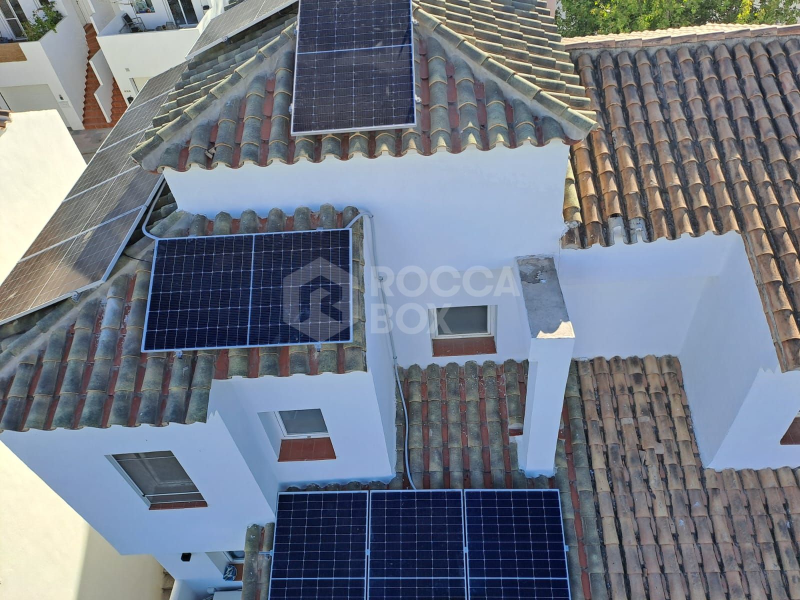 Modern Corner Townhouse in Central Estepona