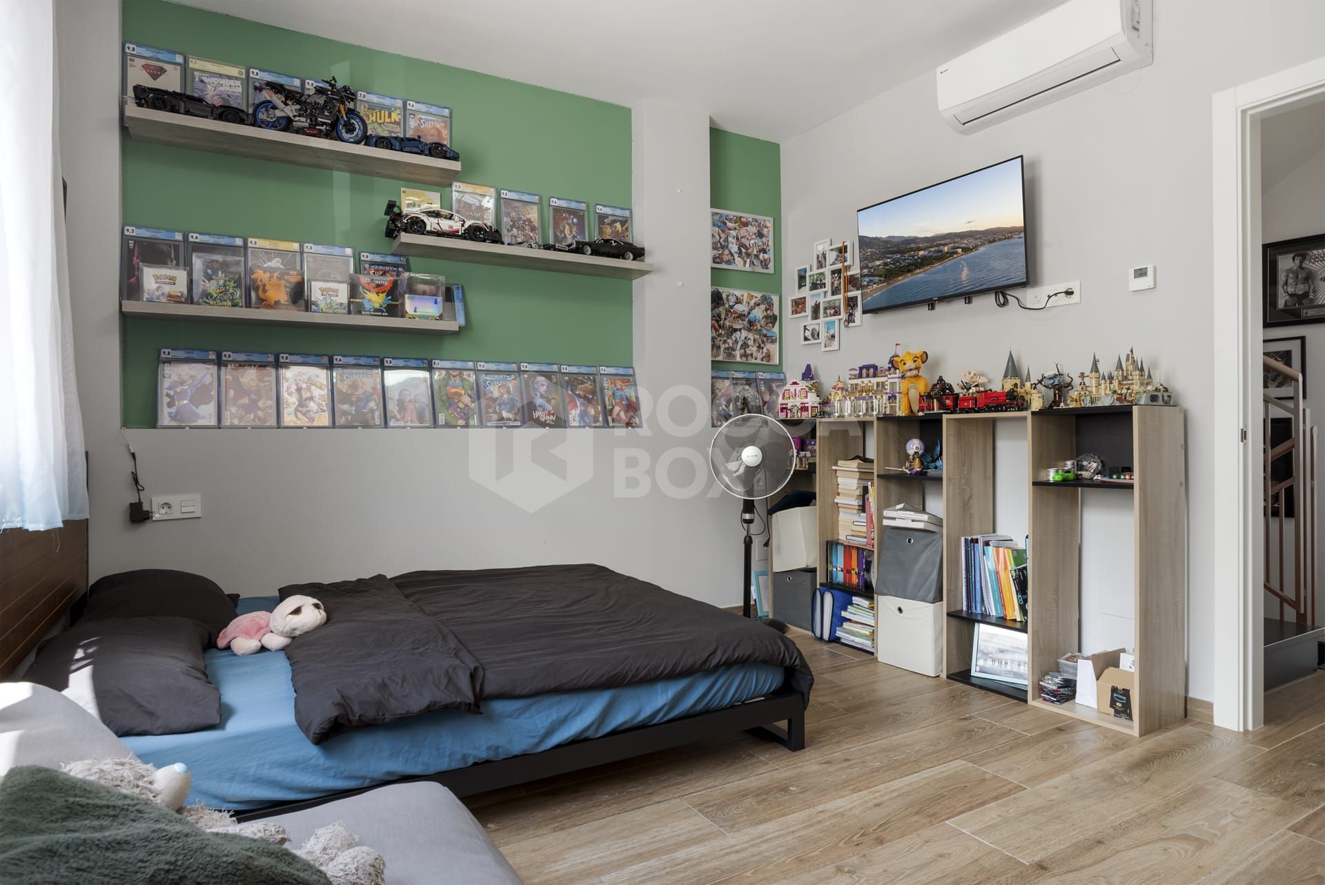 Modern Corner Townhouse in Central Estepona