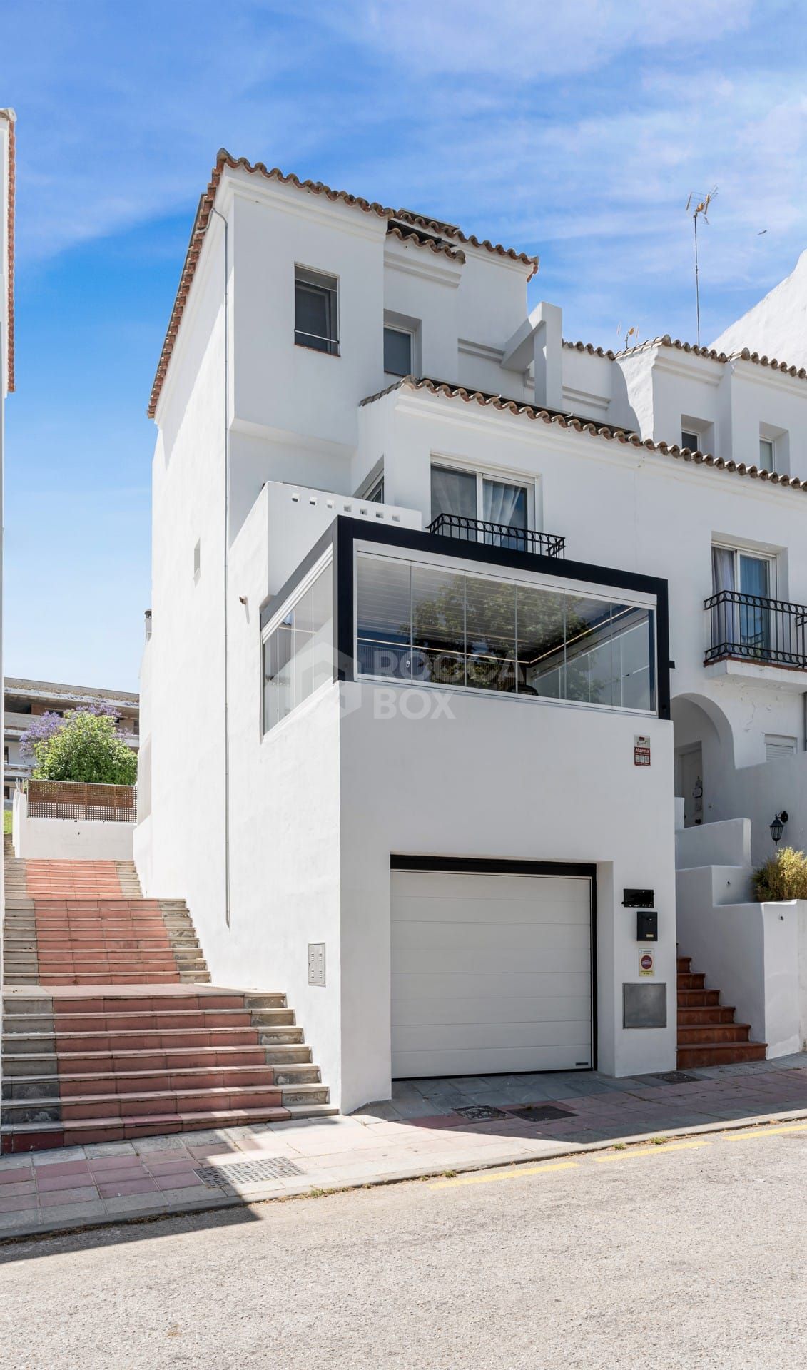 Modern Corner Townhouse in Central Estepona