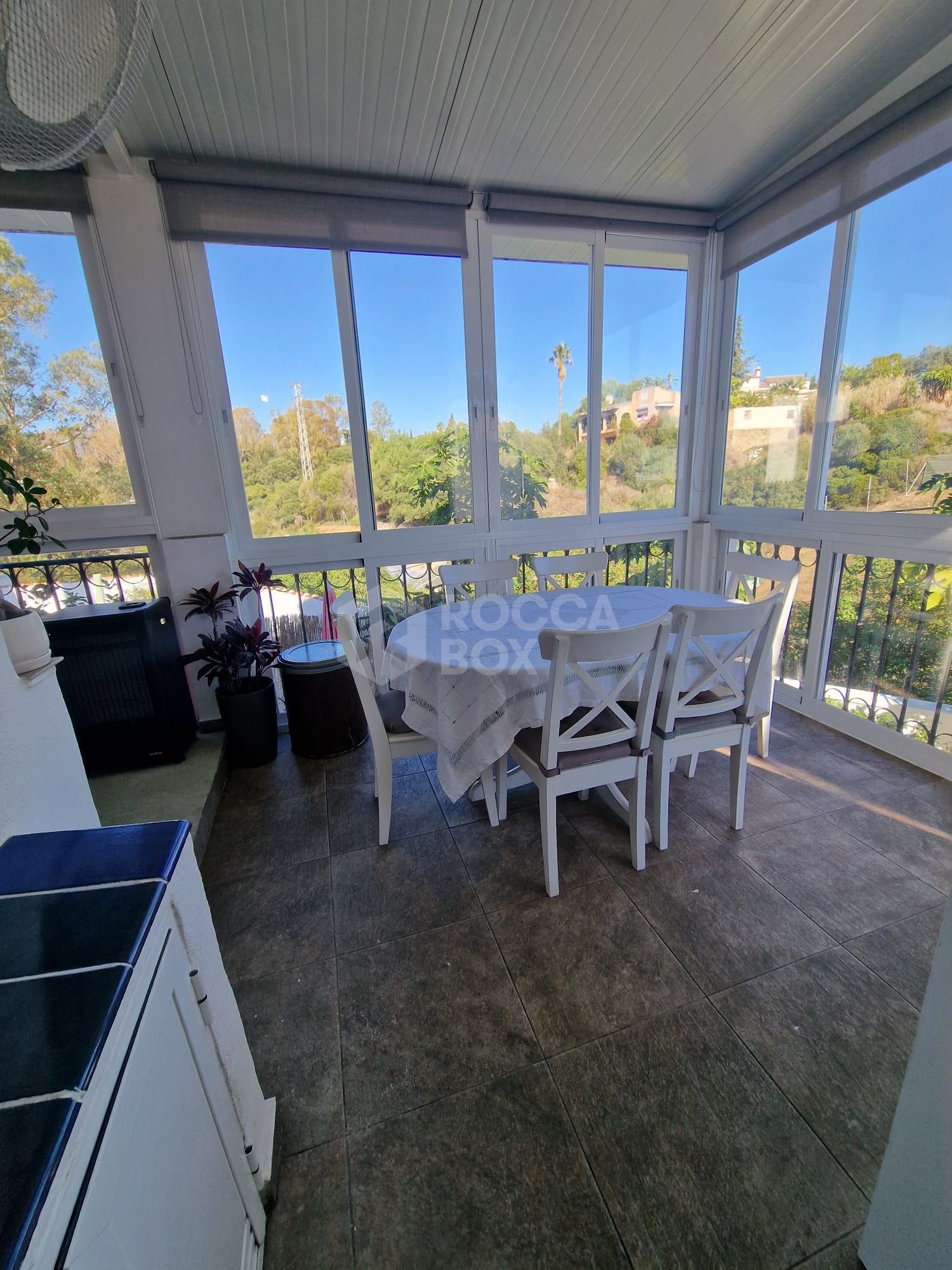 3-Bedroom House in Estepona with Rooftop Terrace and Communal Pool