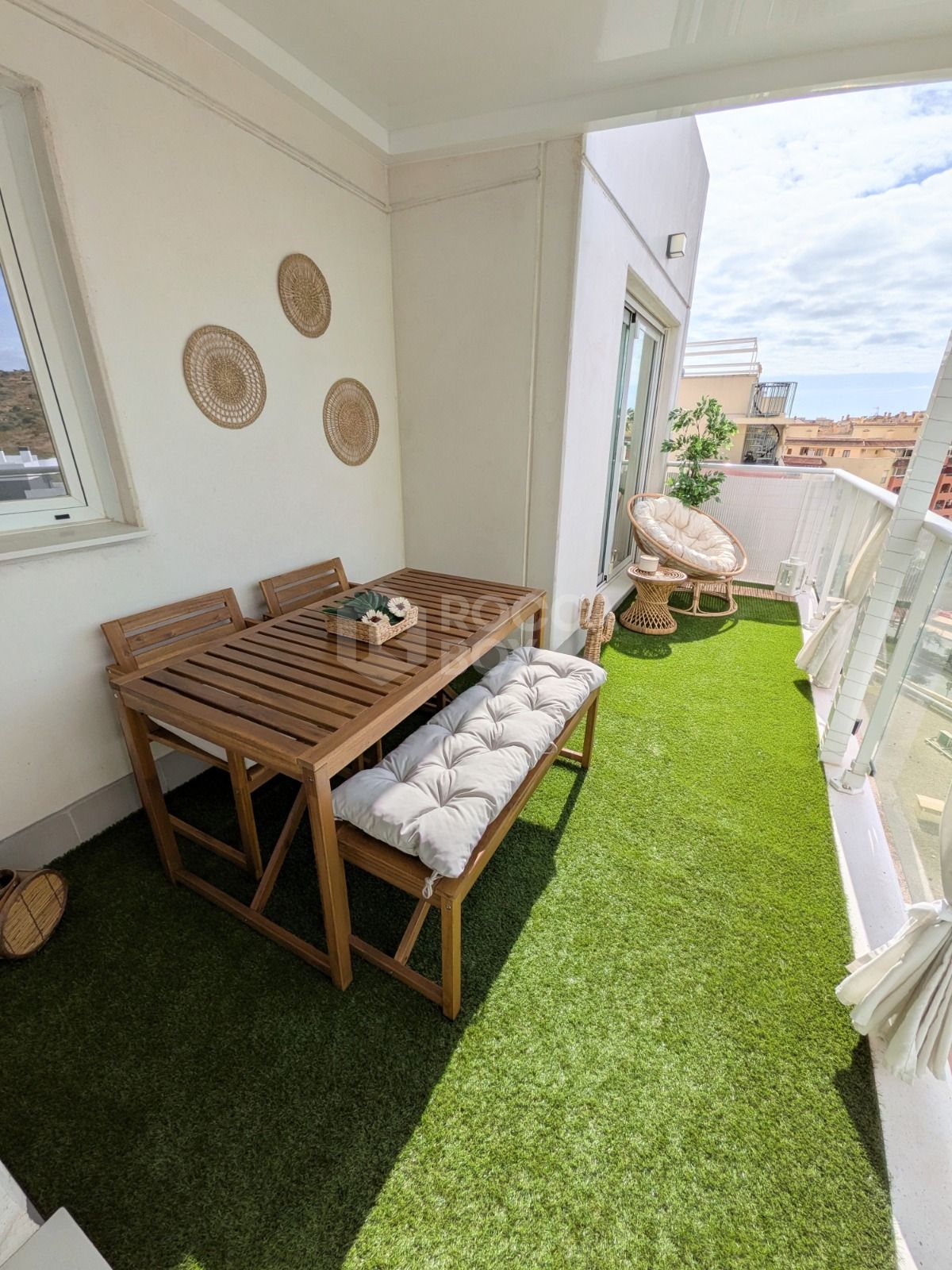 Duplex Penthouse With Sea & Mountain Views – Estepona