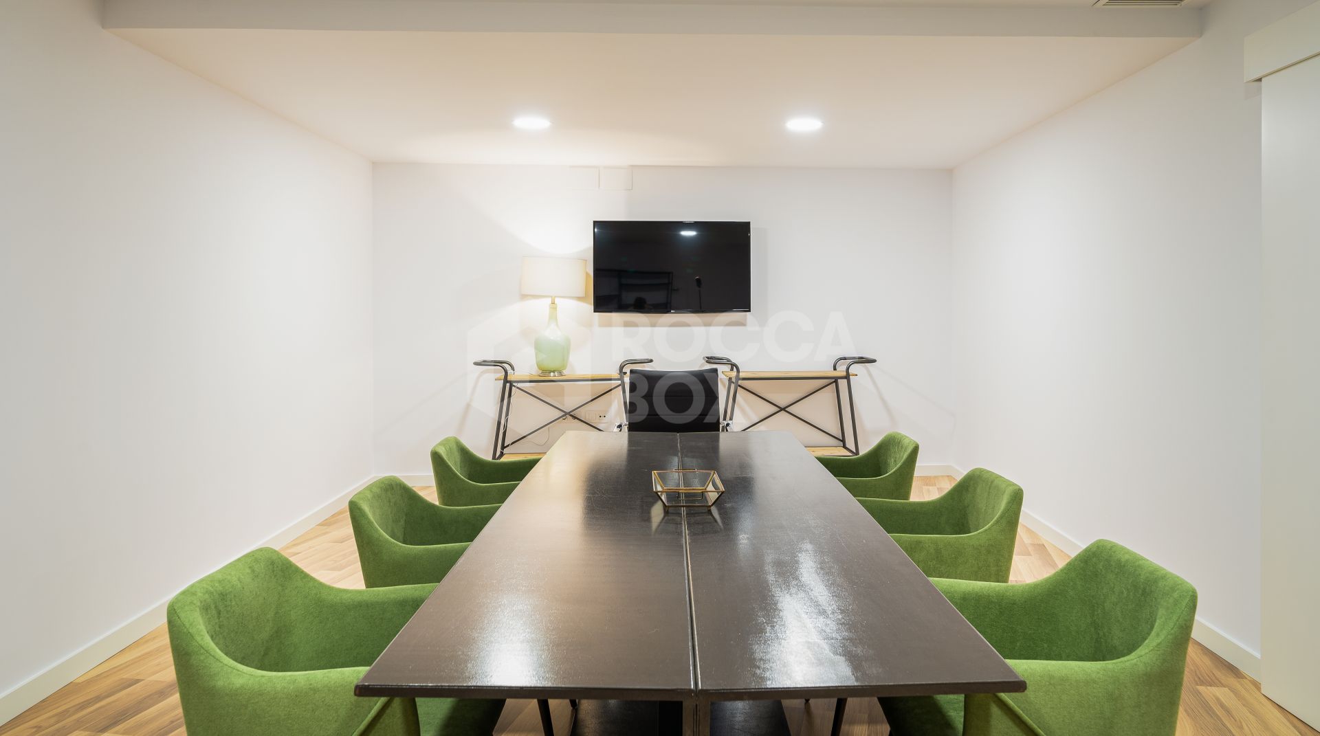 Frontline Beach Luxury Apartment With Terrace In The Edge, Estepona