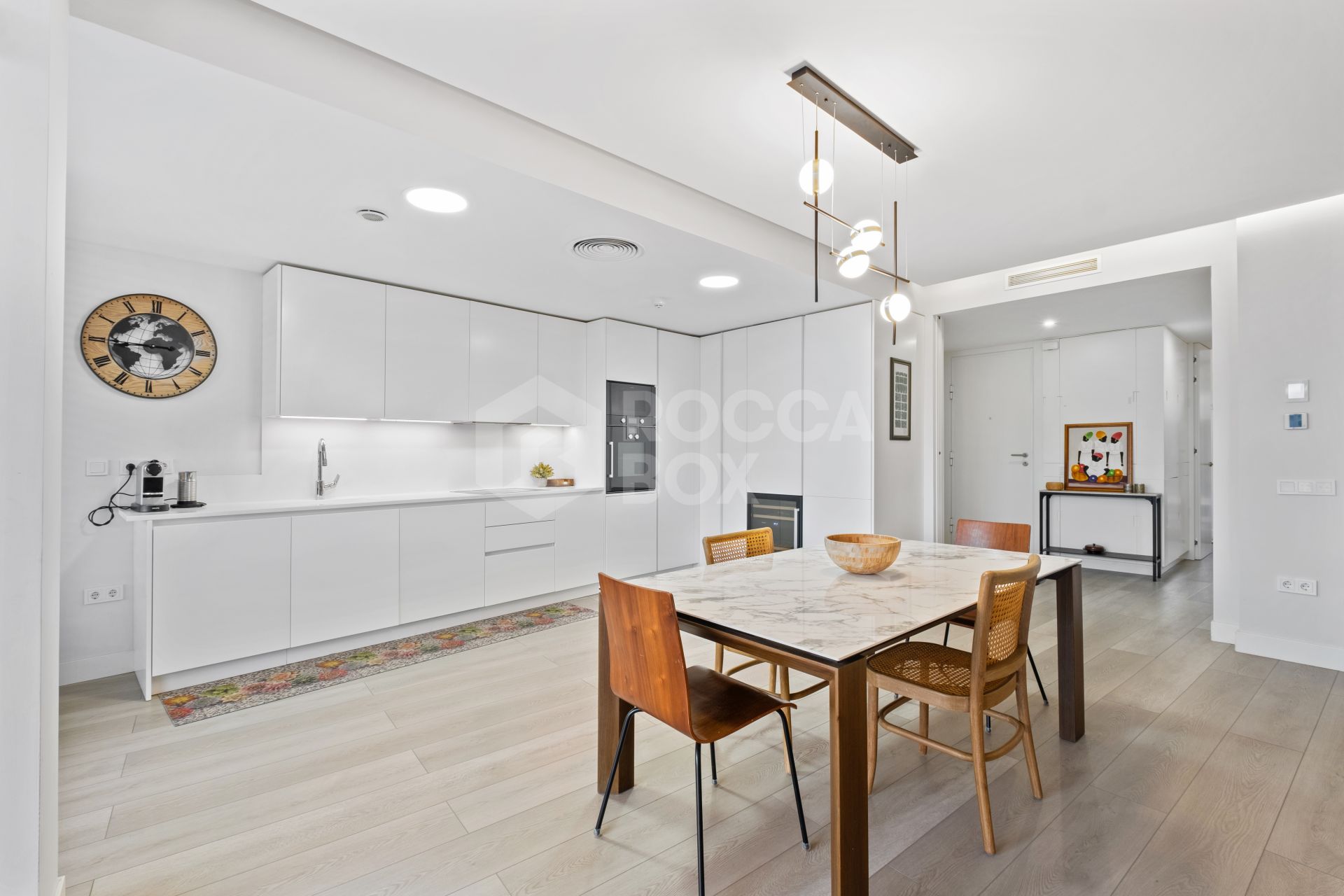 Frontline Beach Luxury Apartment With Terrace In The Edge, Estepona