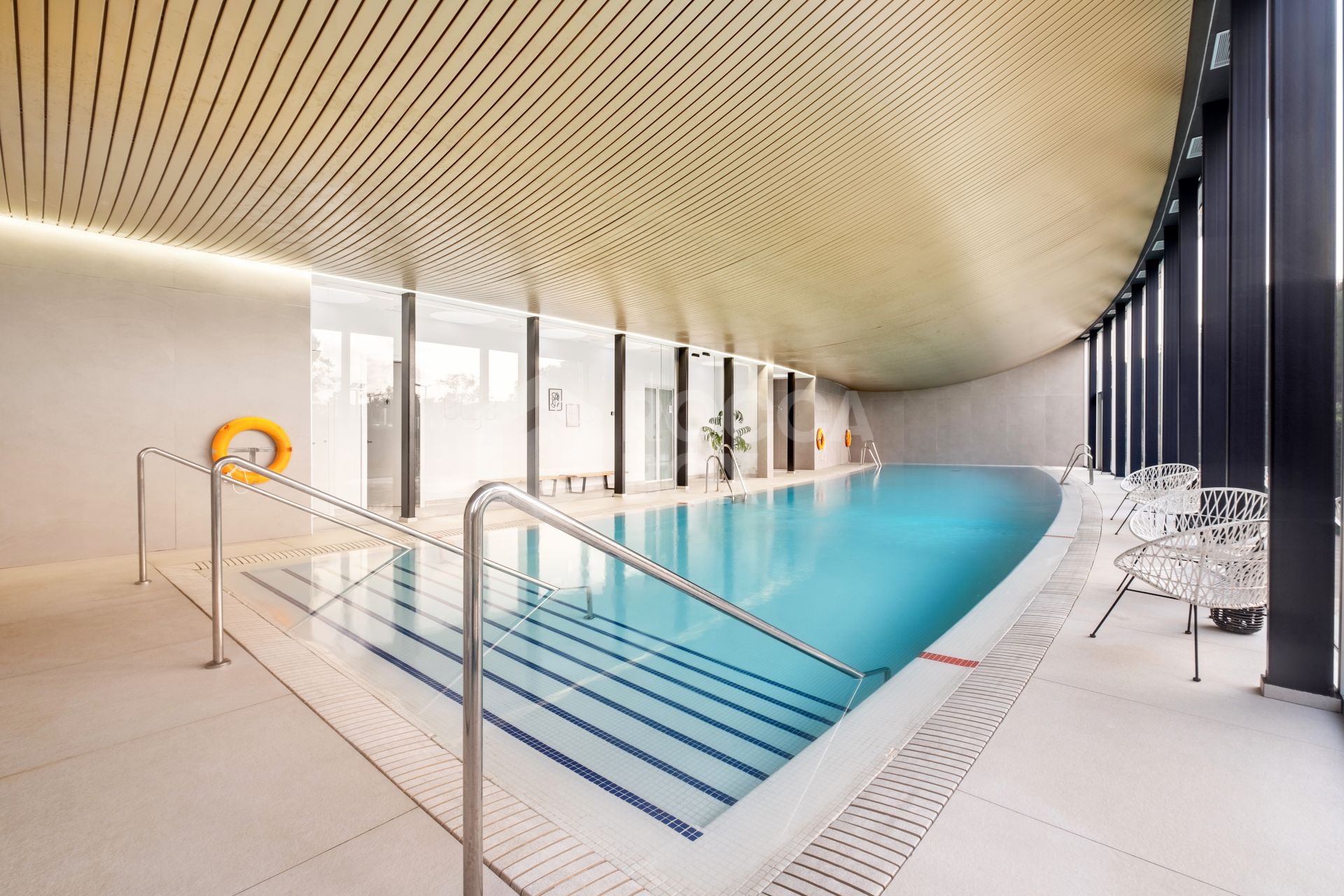 Frontline Beach Luxury Apartment With Terrace In The Edge, Estepona