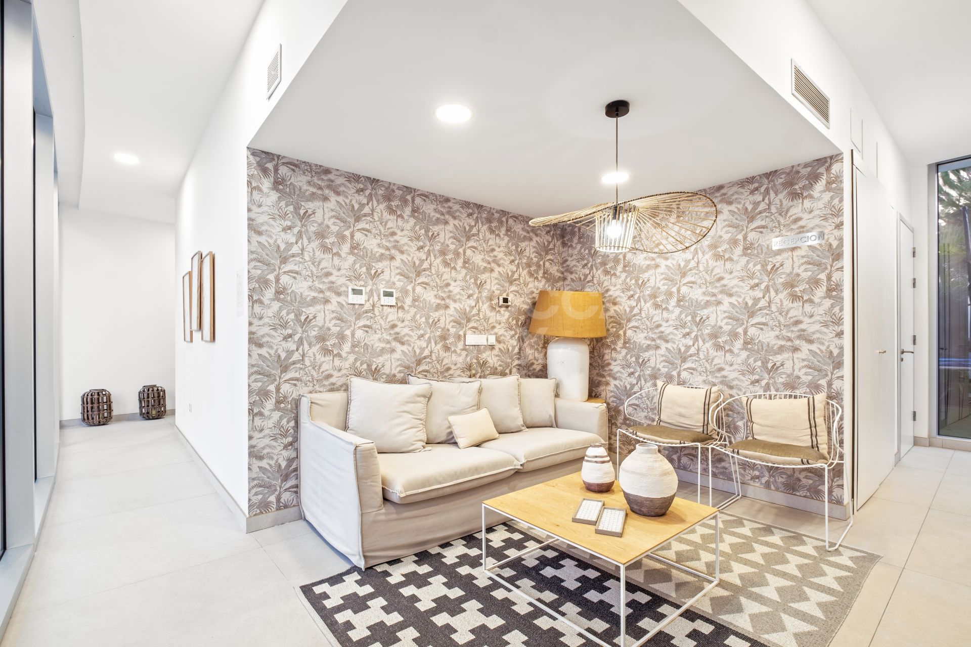 Frontline Beach Luxury Apartment With Terrace In The Edge, Estepona