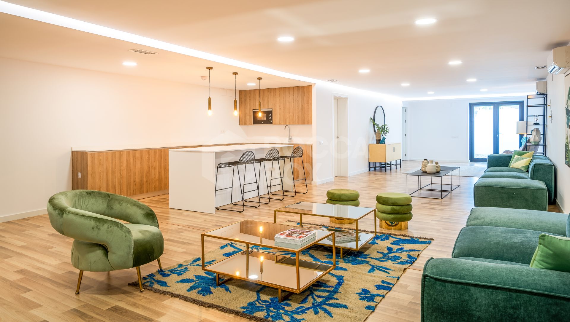 Frontline Beach Luxury Apartment With Terrace In The Edge, Estepona