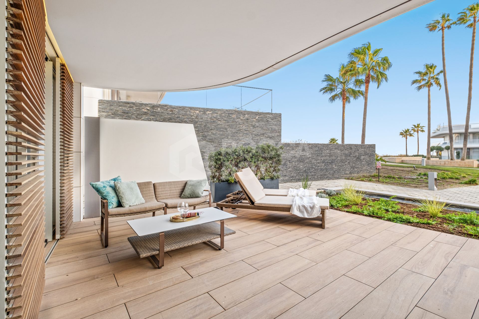 Frontline Beach Luxury Apartment With Terrace In The Edge, Estepona