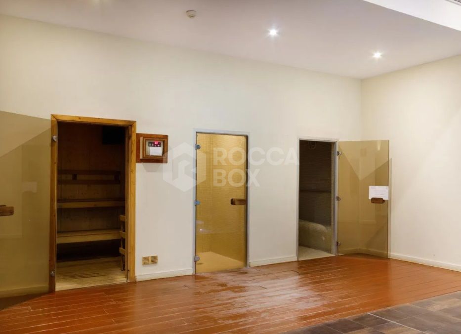 Ground-Floor Residence with Private Garden in the Exclusive Benatalaya Community, Estepona