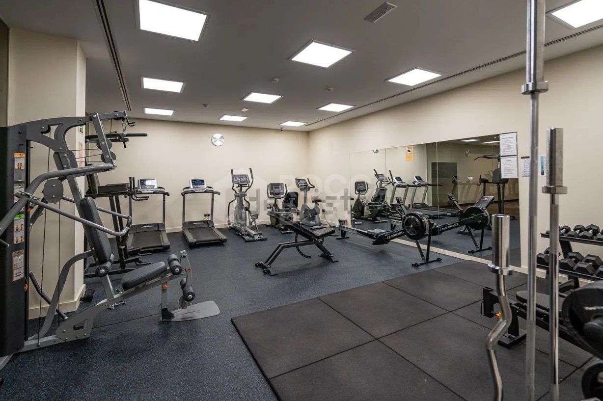 Ground-Floor Residence with Private Garden in the Exclusive Benatalaya Community, Estepona