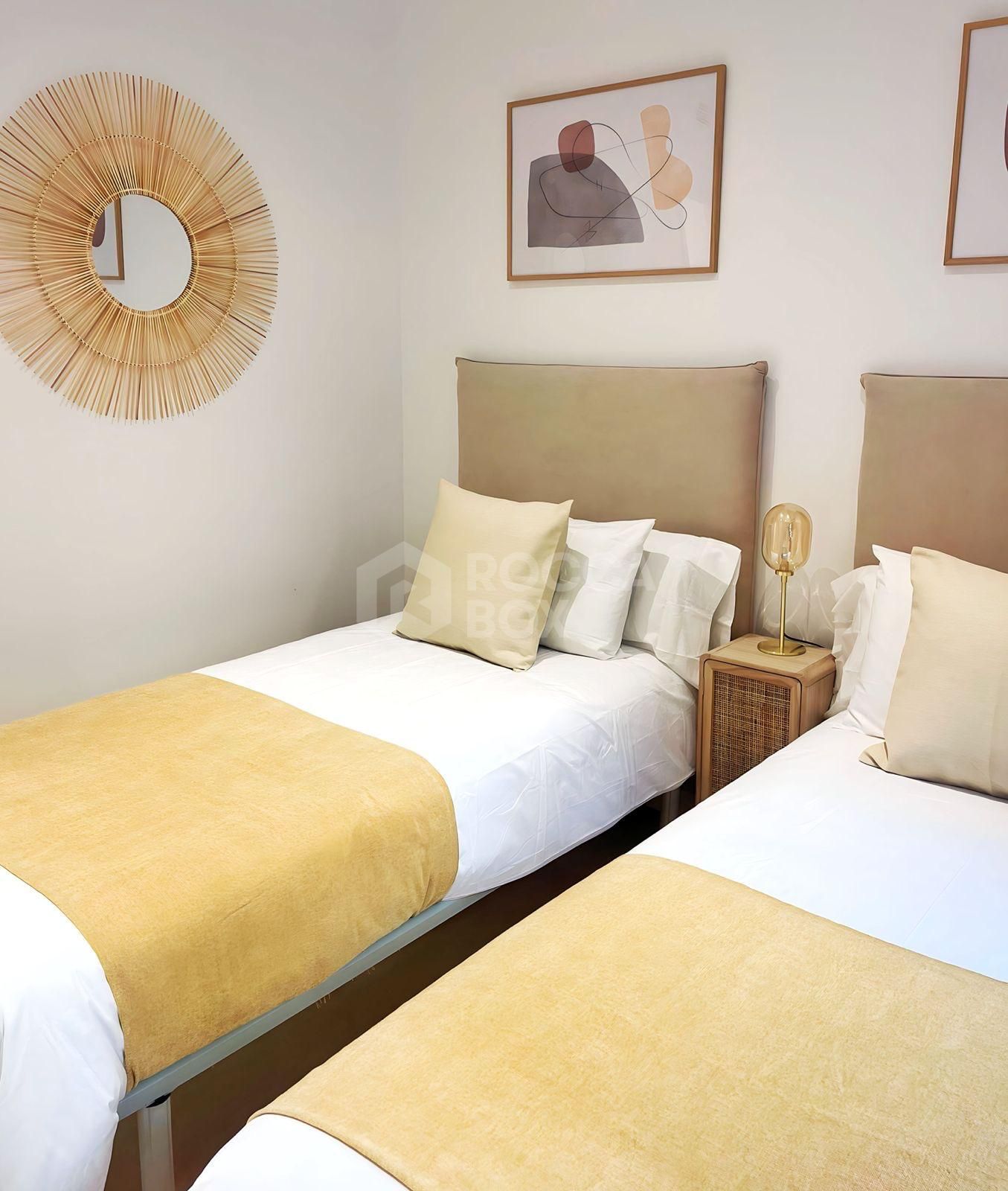 Elegant Two Bedroom Apartment with Panoramic Views and Prime Amenities