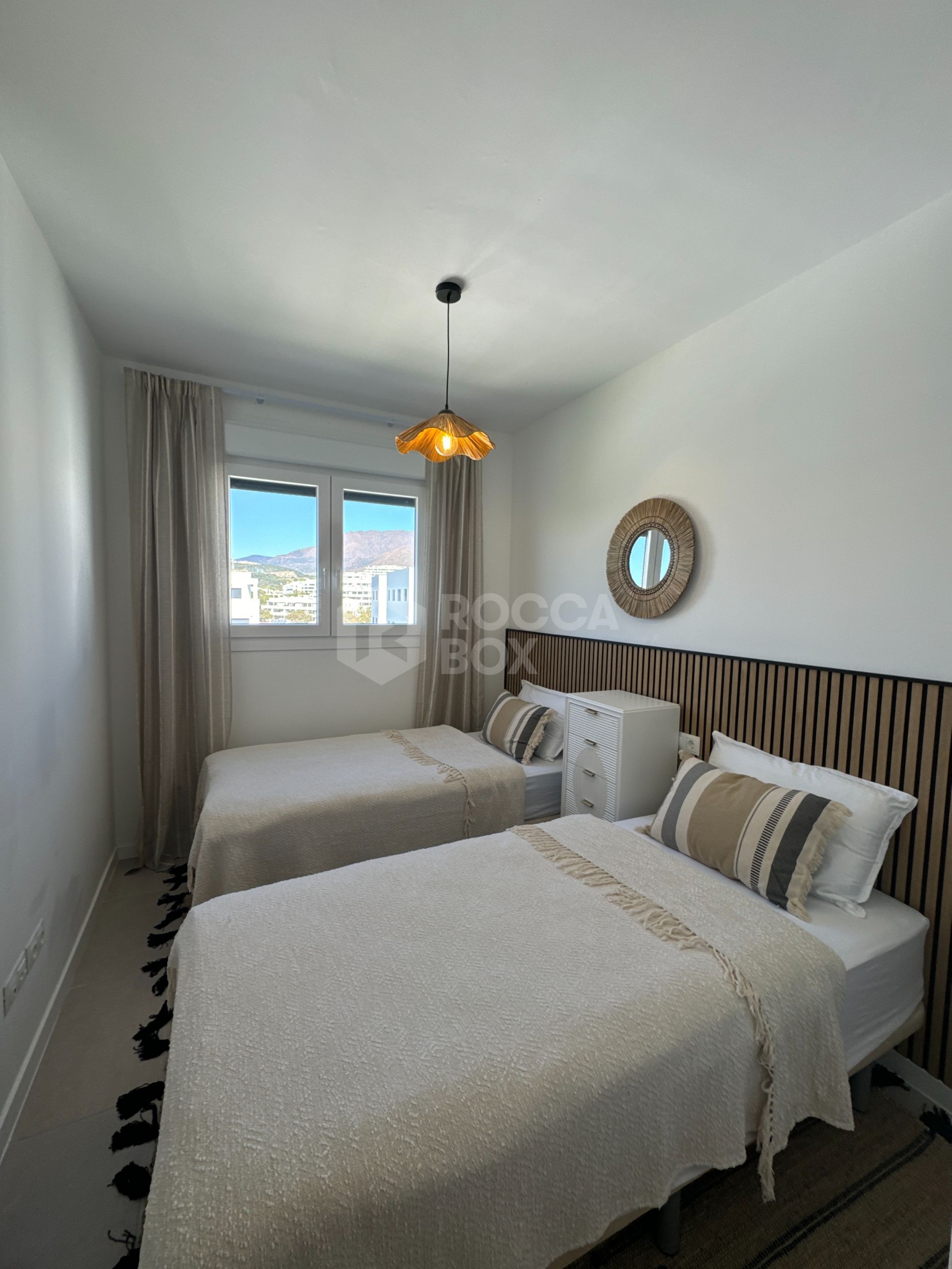 Luxury Penthouse with Panoramic Sea Views and High-End Finishes