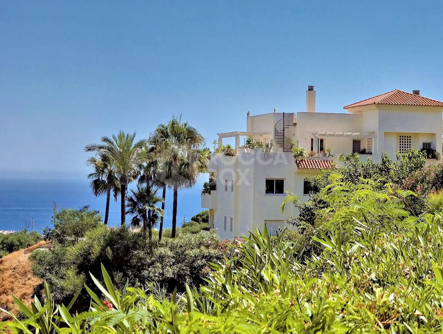 Elegant Sea-View Apartment in Bellavista Hill