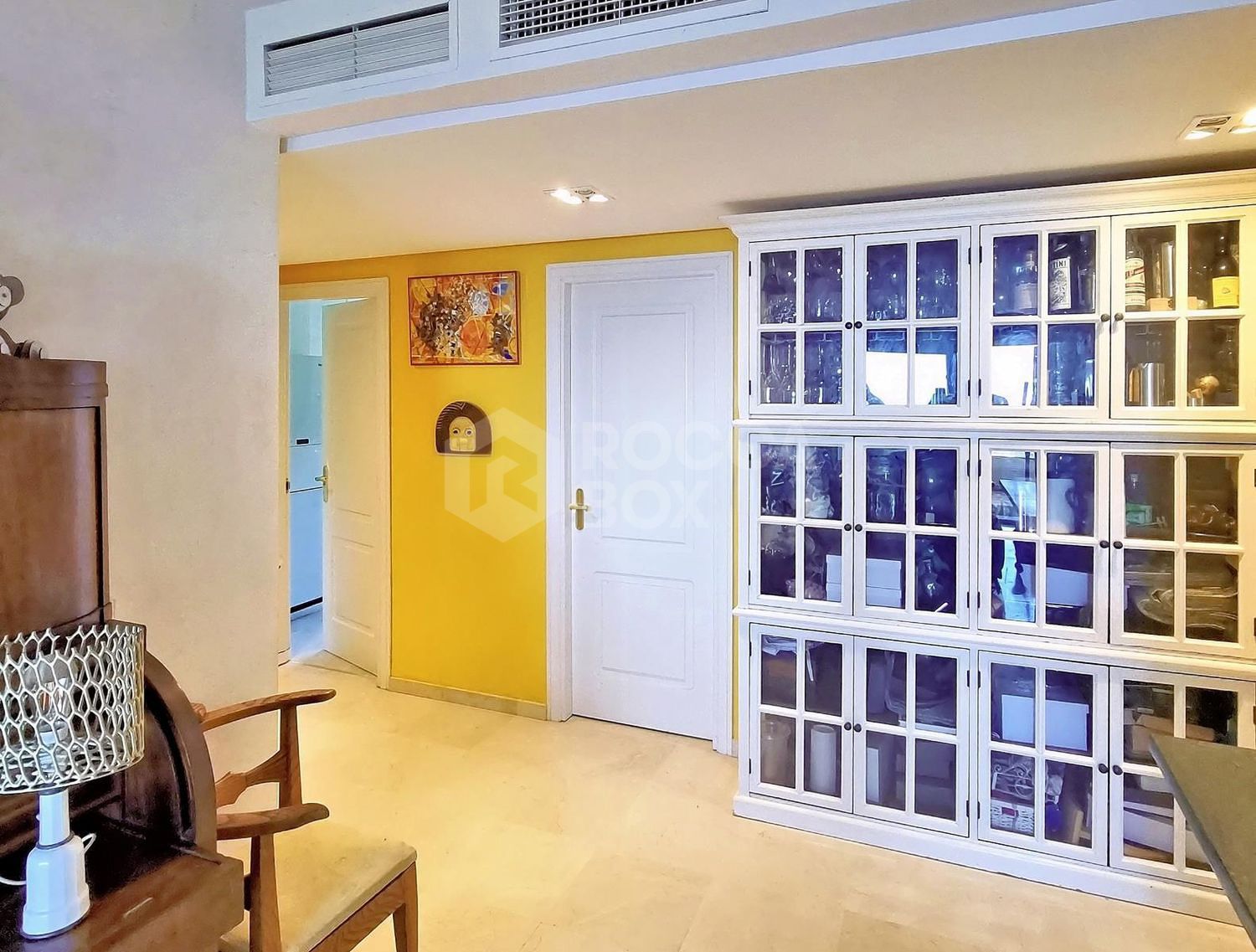 Elegant Sea-View Apartment in Bellavista Hill