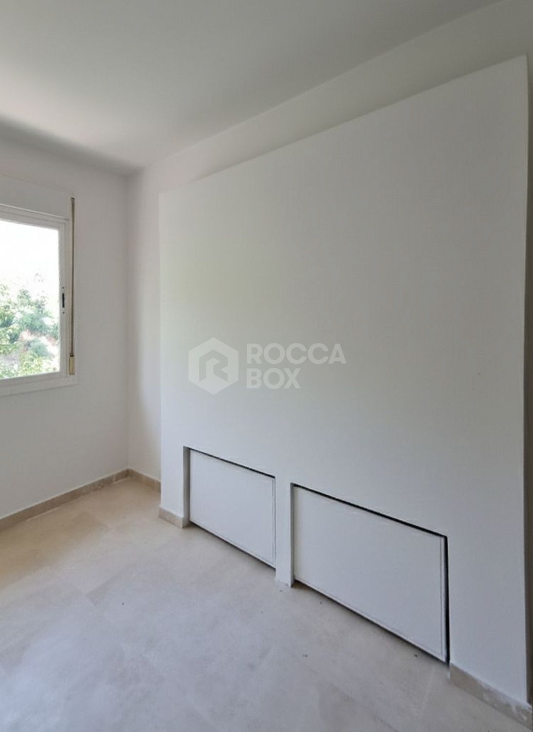 Elegant Sea-View Apartment in Bellavista Hill