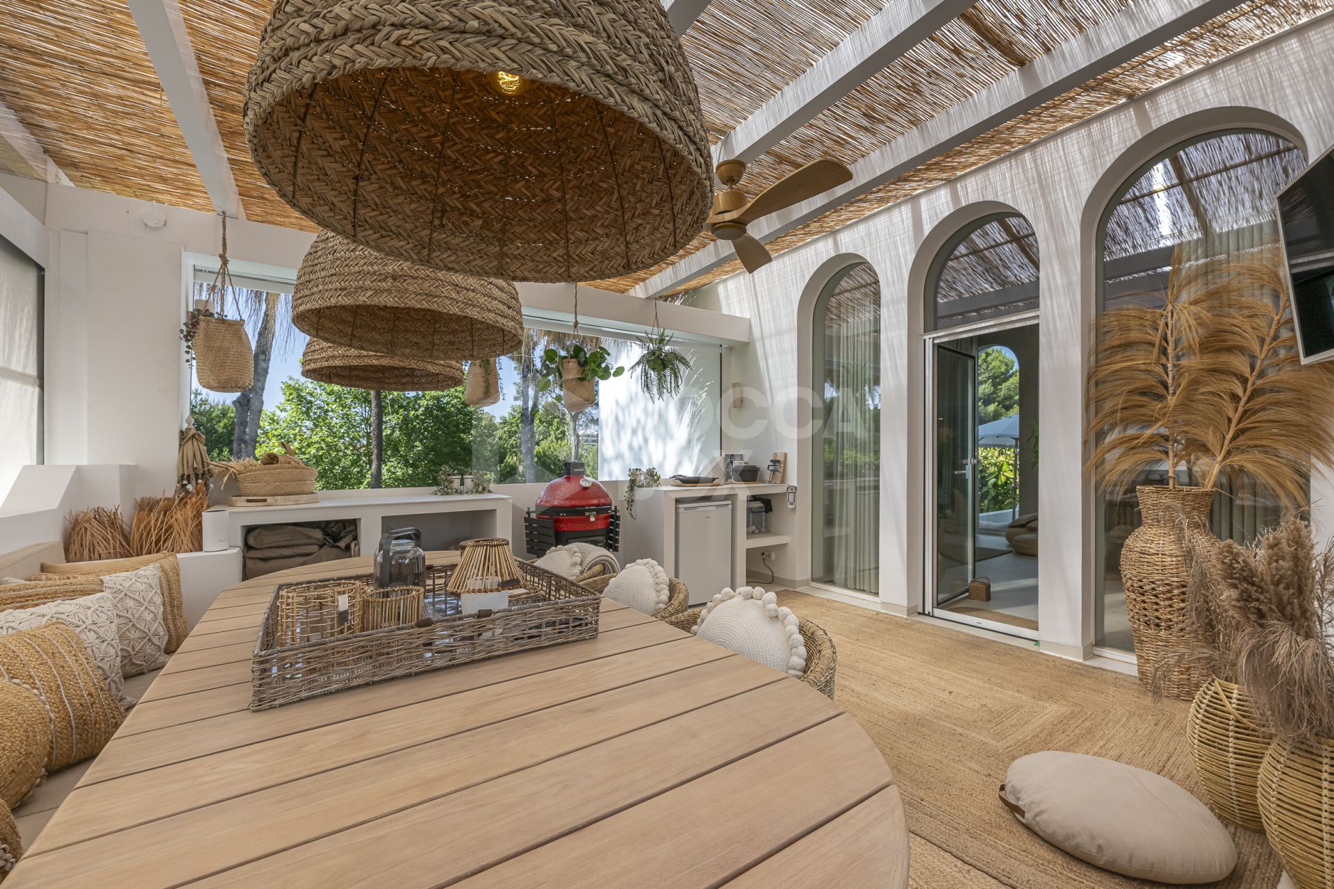 Modern Mediterranean Oasis in Prestigious Atalaya de Río Verde