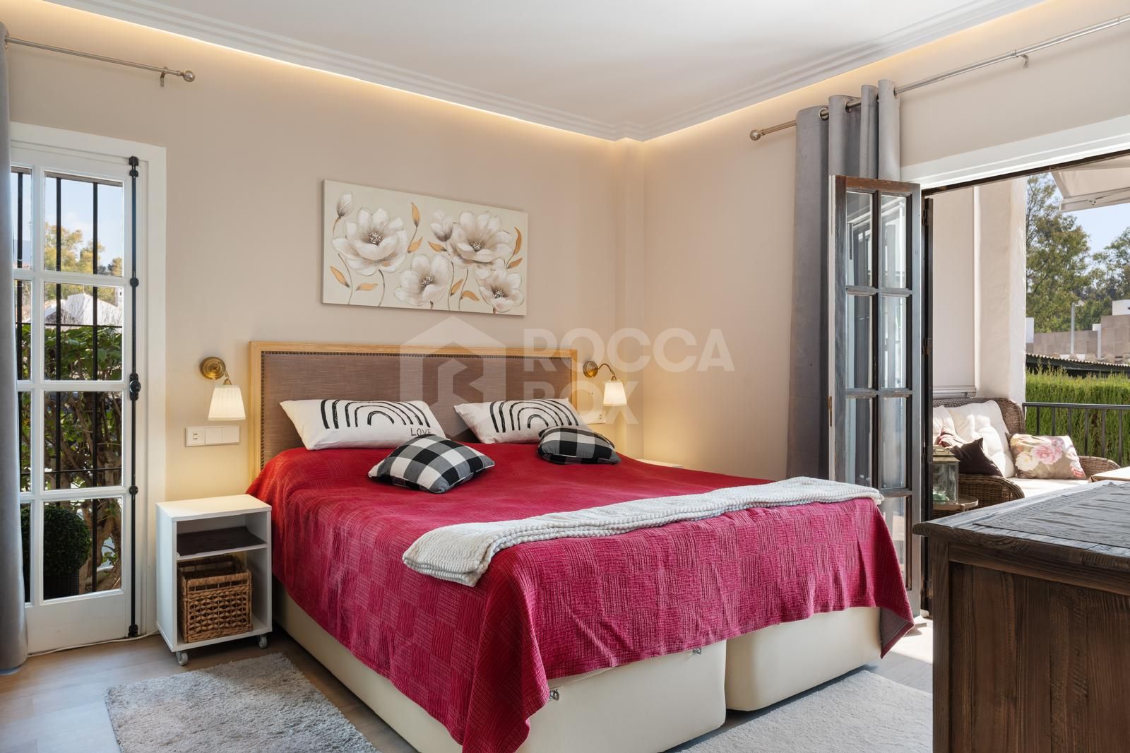 Stylish 3-Bed Ground-Floor Apartment with Private Garden in Las Cascadas
