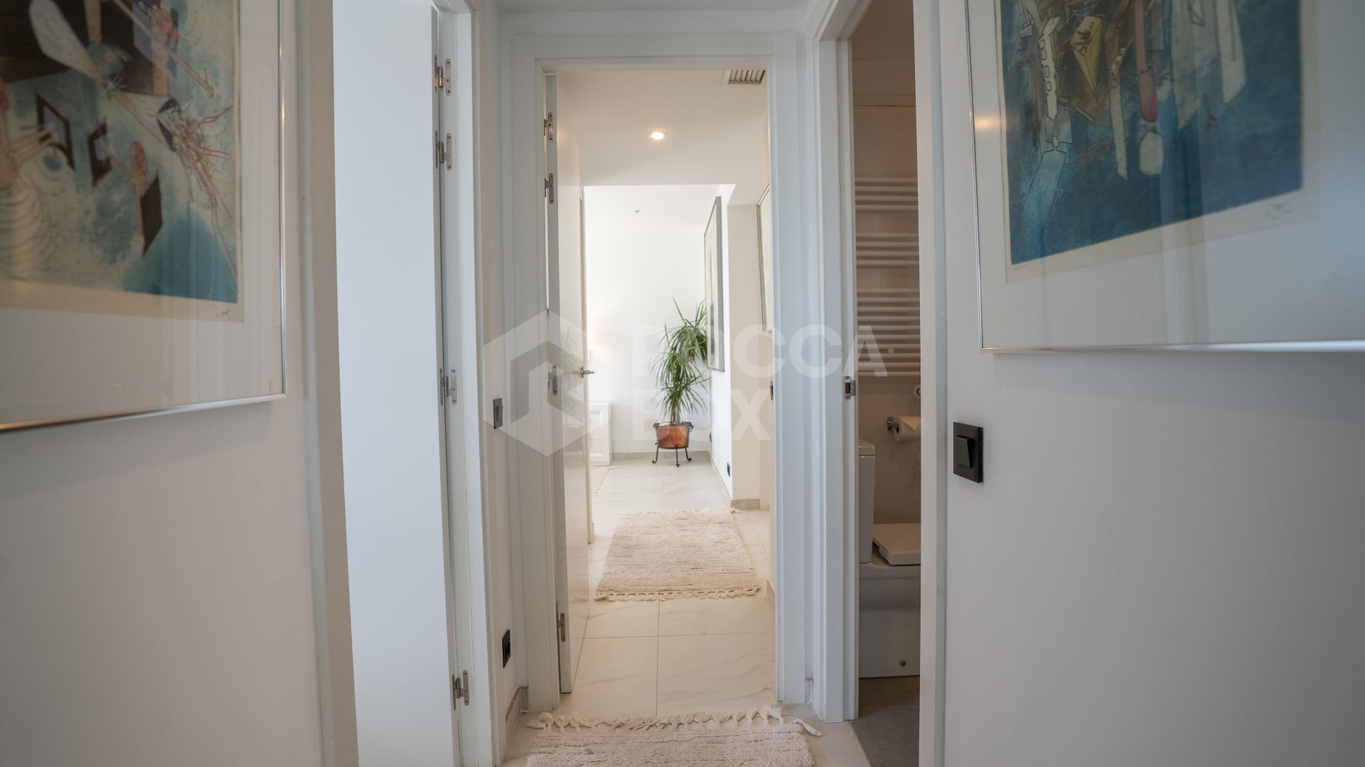 Stunning Luxury Penthouse With Panoramic 360° Views