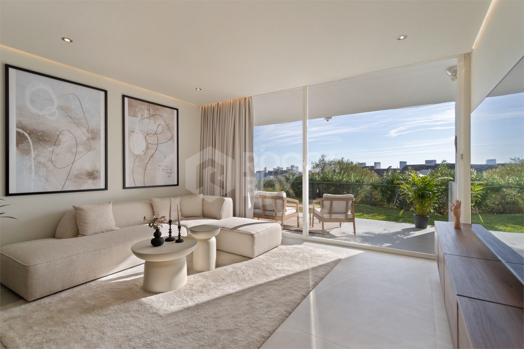 Stunning Newly Renovated Luxury Home with Sea & Mountain views