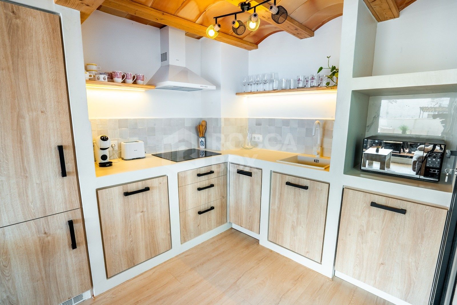 Renovated townhouse with private pool in Marbella Old Town