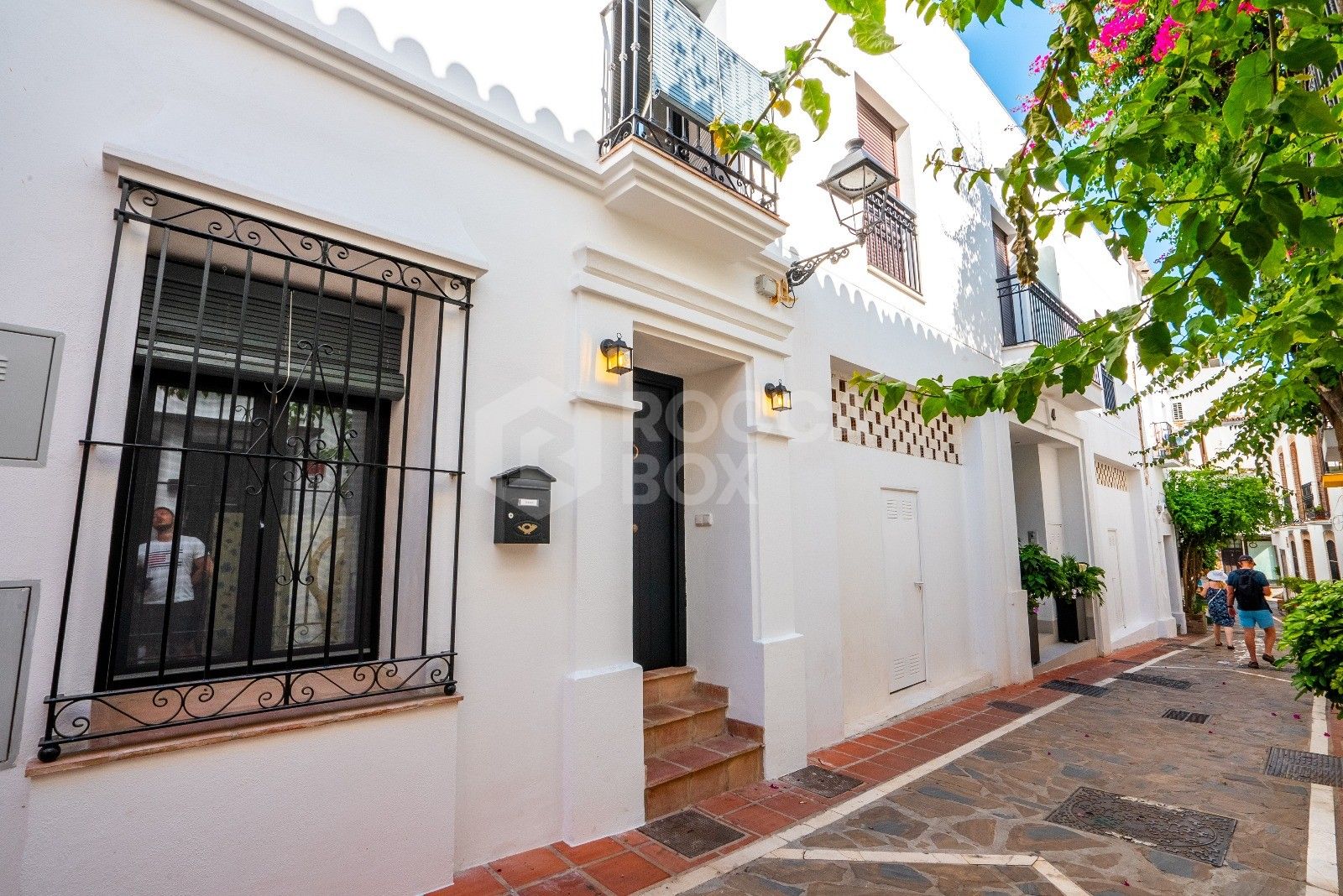 Renovated townhouse with private pool in Marbella Old Town