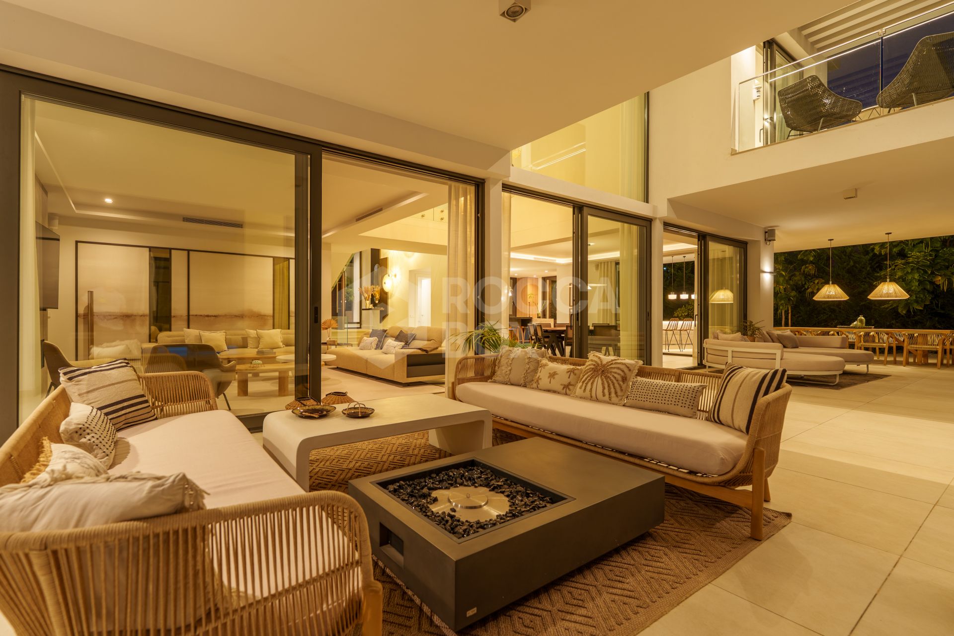 Contemporary Mediterranean Elegance on Marbella’s Golden Mile